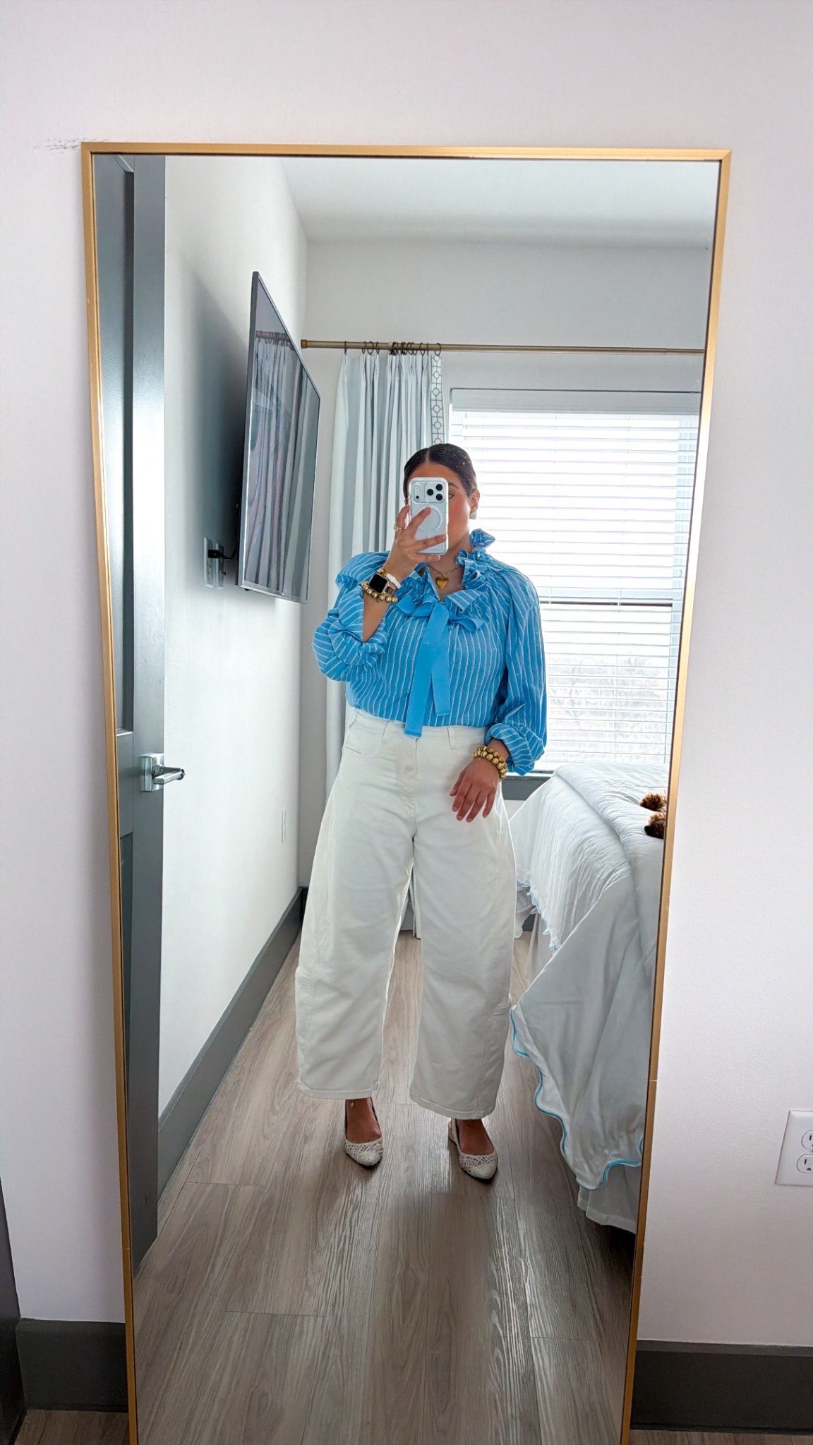 Thursday ootd 

Walmart Top | Walmart Fashion | Barrel Jeans | Girly style | Grand Millennial Fashion | Ruffle Top | 

#LTKootd #LTKU