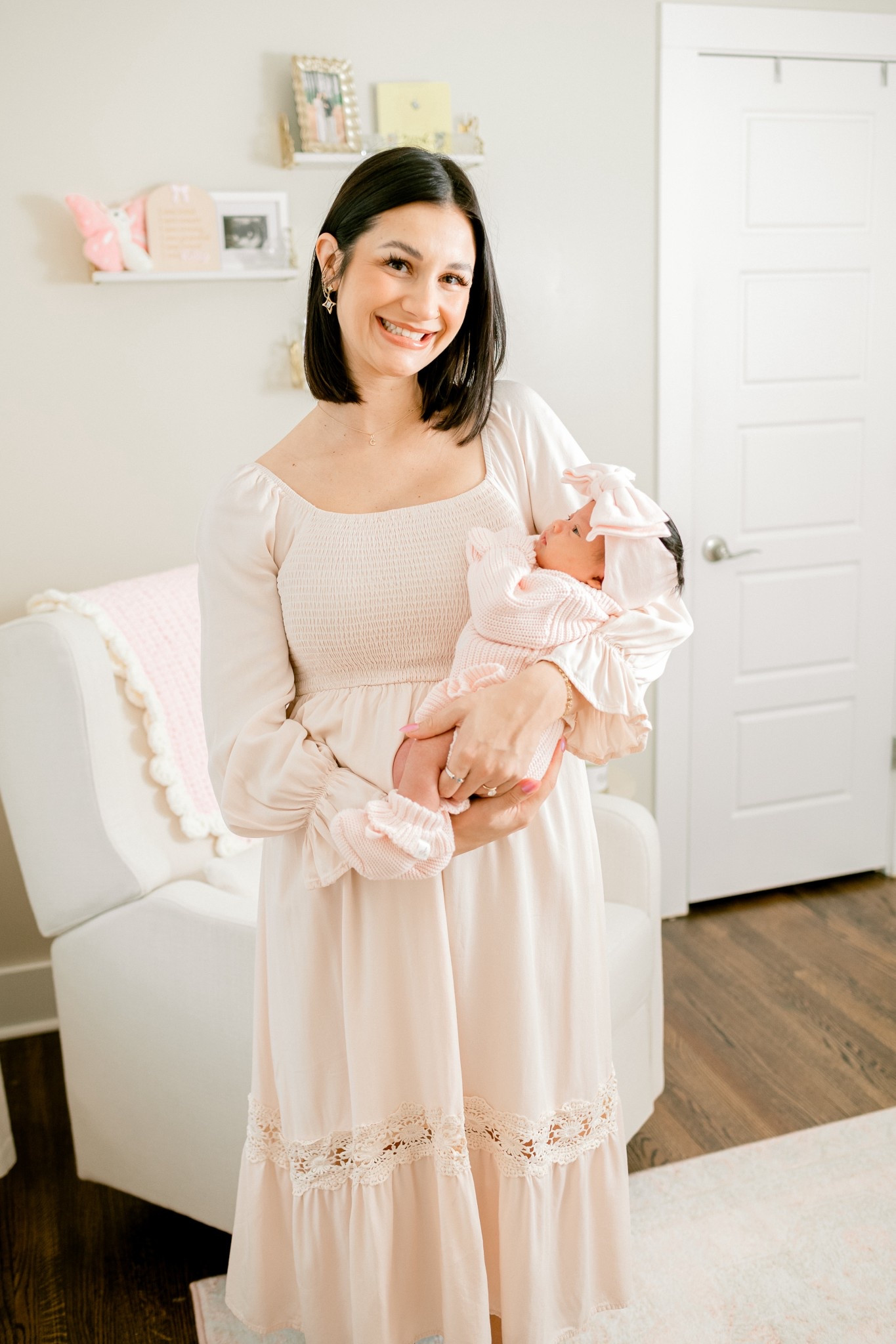 Postpartum friendly newborn photo session dress🤍 
Size Small

#LTKmomlife #LTKootd #LTKFindsUnder50