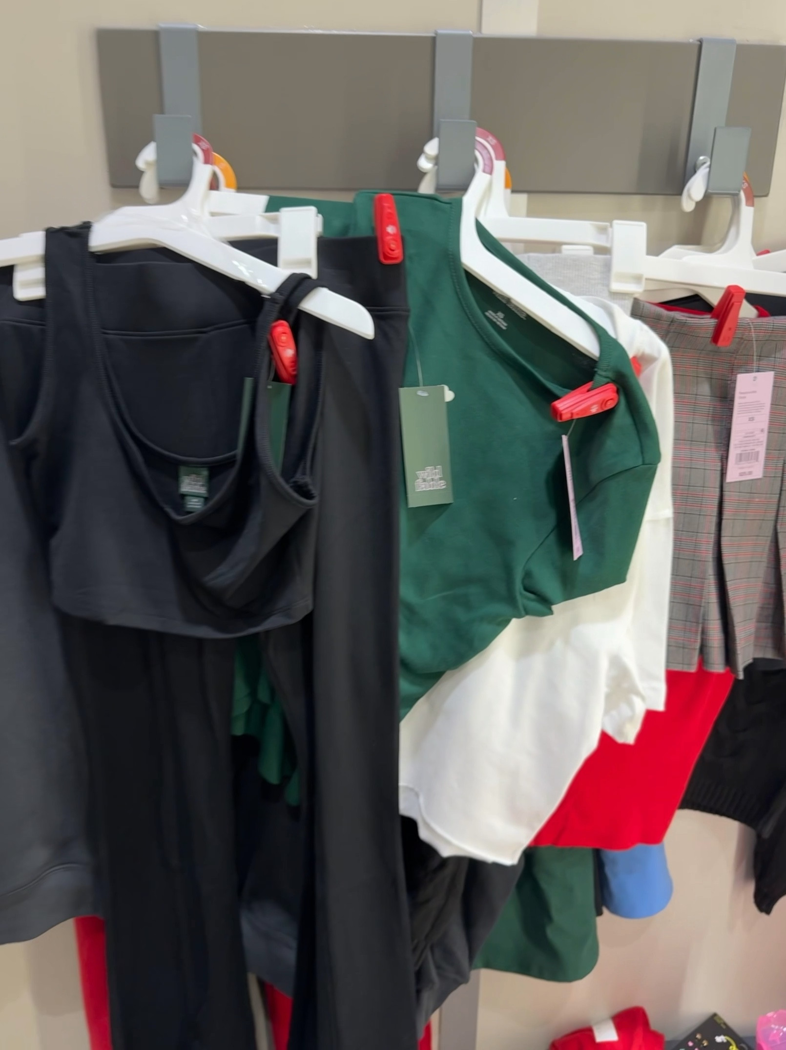 Brand new at Target! Comment SIZE js you need size reference but mostly in XS or smalls! Sizing was picked over so some pieces had to wear a bigger size 



Back to school outfit
College gear
Flare leggings
Plaid skirts
Target finds


#LTKFindsUnder50 #LTKActive #LTKBacktoSchool