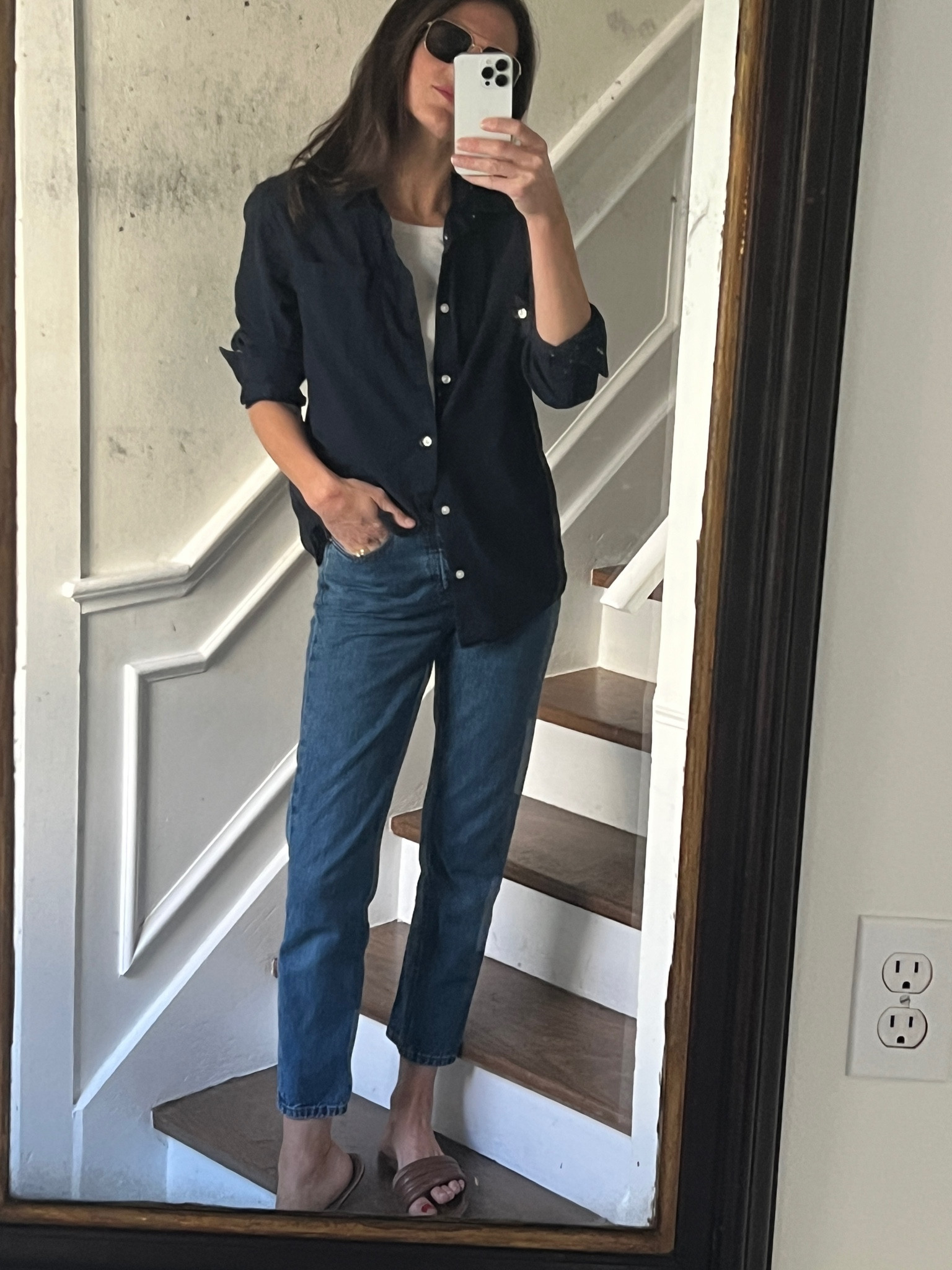 When I’m doubt, I choose a monochromatic outfit in a color I know works well for me- navy! 