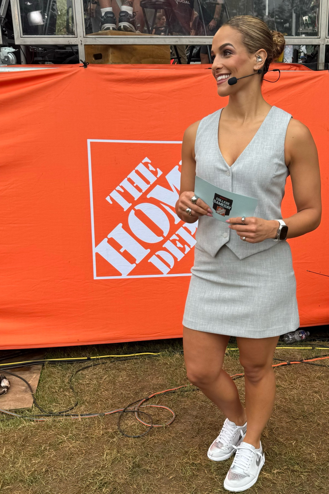 Size 6 vest and skirt!

#LTKShoeCrush #LTKStyleTip #LTKWorkwear