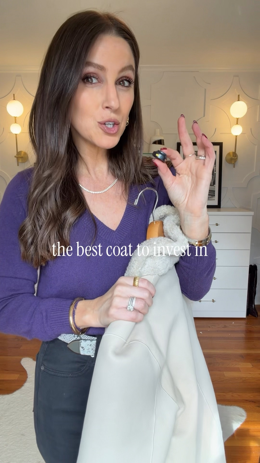 This Carmen reversible coat from
Overland is one of the best investments you can make into your wardrobe. Reversible and insulated made from material to keep you warm but without the added bulk. A coat you’ll have for years. I did my true size small and linked to other reversible jackets from Overland that are amazing, too!