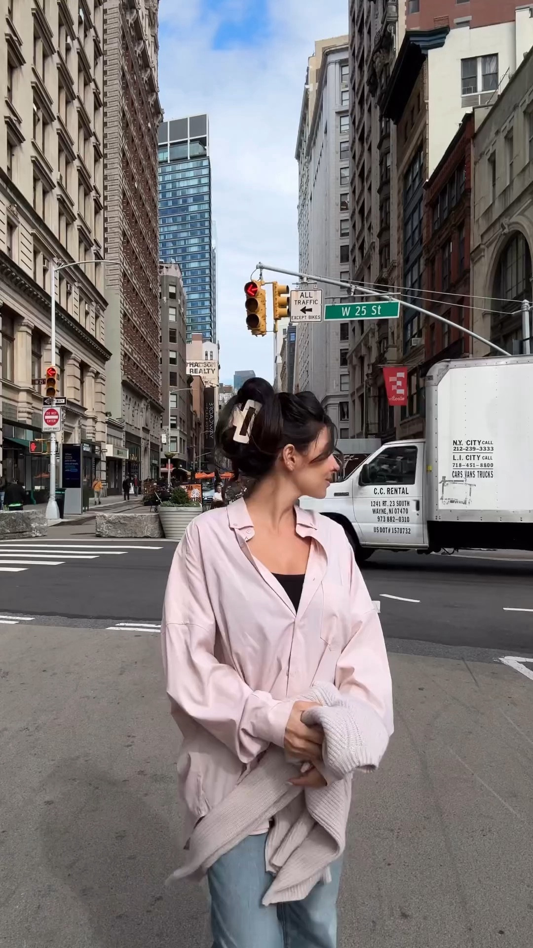 Styling the bump: 30 Days, 30 outfits. Day 6 of 30.

outfit inspiration, fall outfit, simple look, Current/elliot denim trousers, Prada loafers, pink blouse, pregnant outfit, pregnant look, Nederland. 

#LTKSeasonal #LTKstyletip #LTKbump