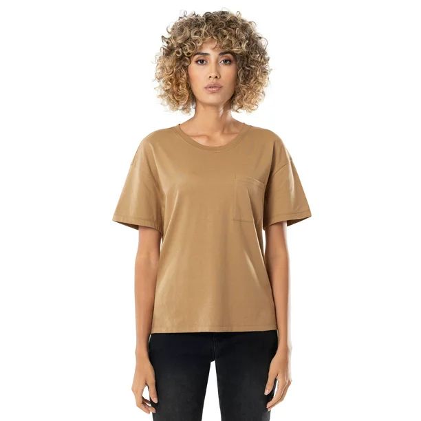 Time and Tru Women's Boyfriend Pocket Tee with Short Sleeves | Walmart (US)
