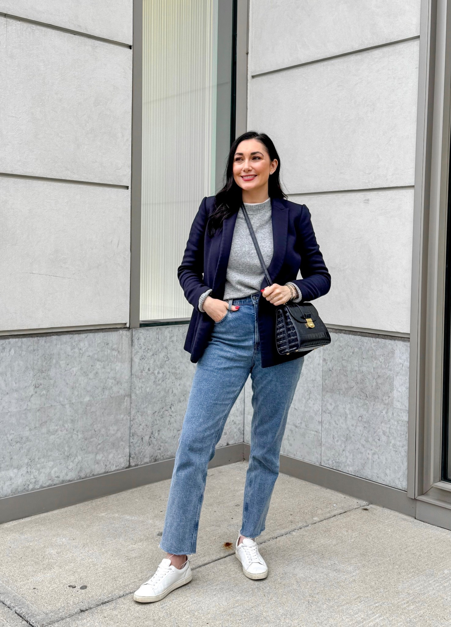 Casual spring outfit 💙

Navy blazer 
Grey sweater 
White t-shirt 
Light wash jeans 
White sneakers 

Everyday outfit 
Classic outfit 
Casual outfit 


#LTKootd #LTKSeasonal