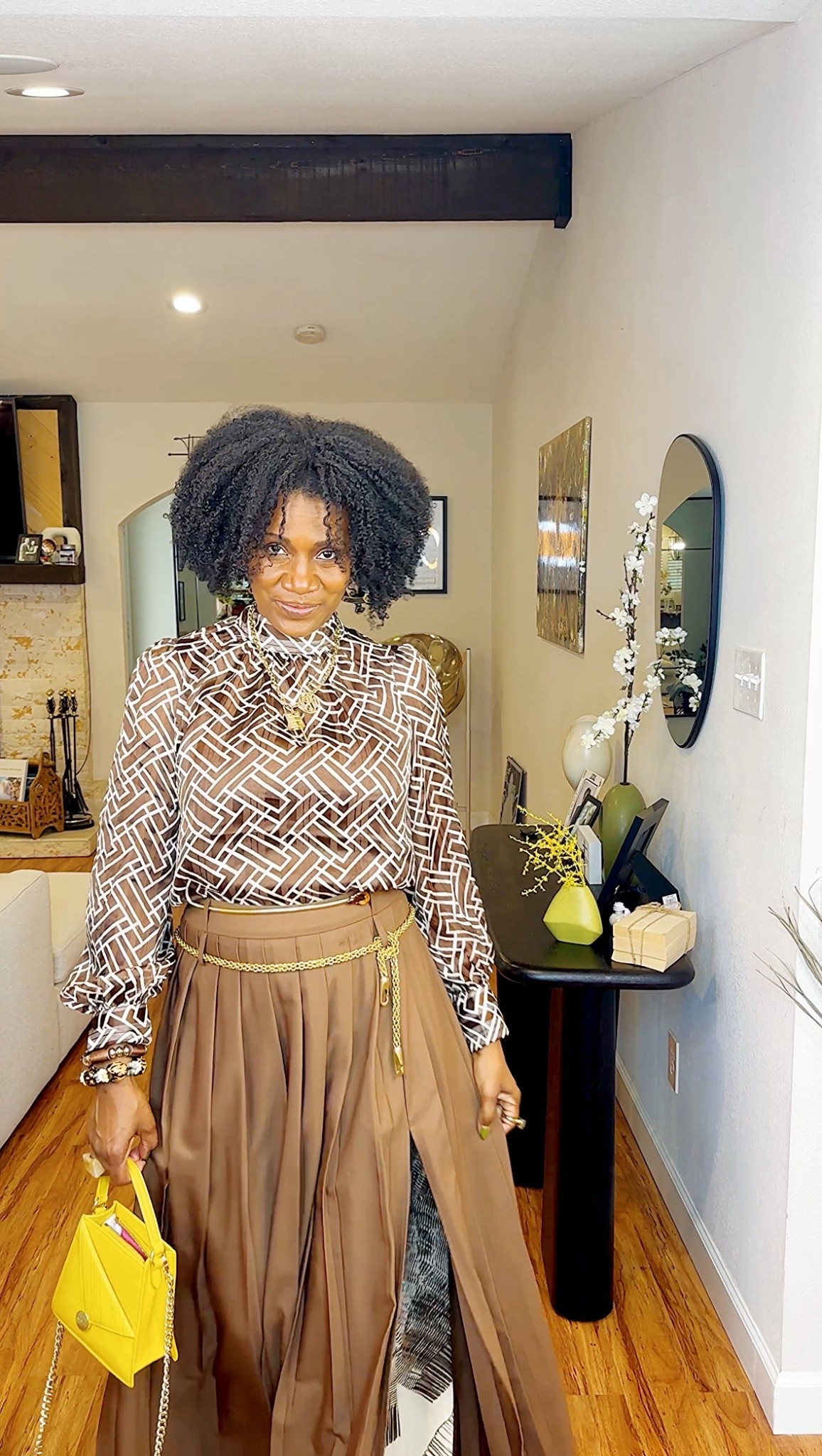 The most fabulous brown skirt! 

#LTKMidsize #LTKStyleTip #LTKOver40