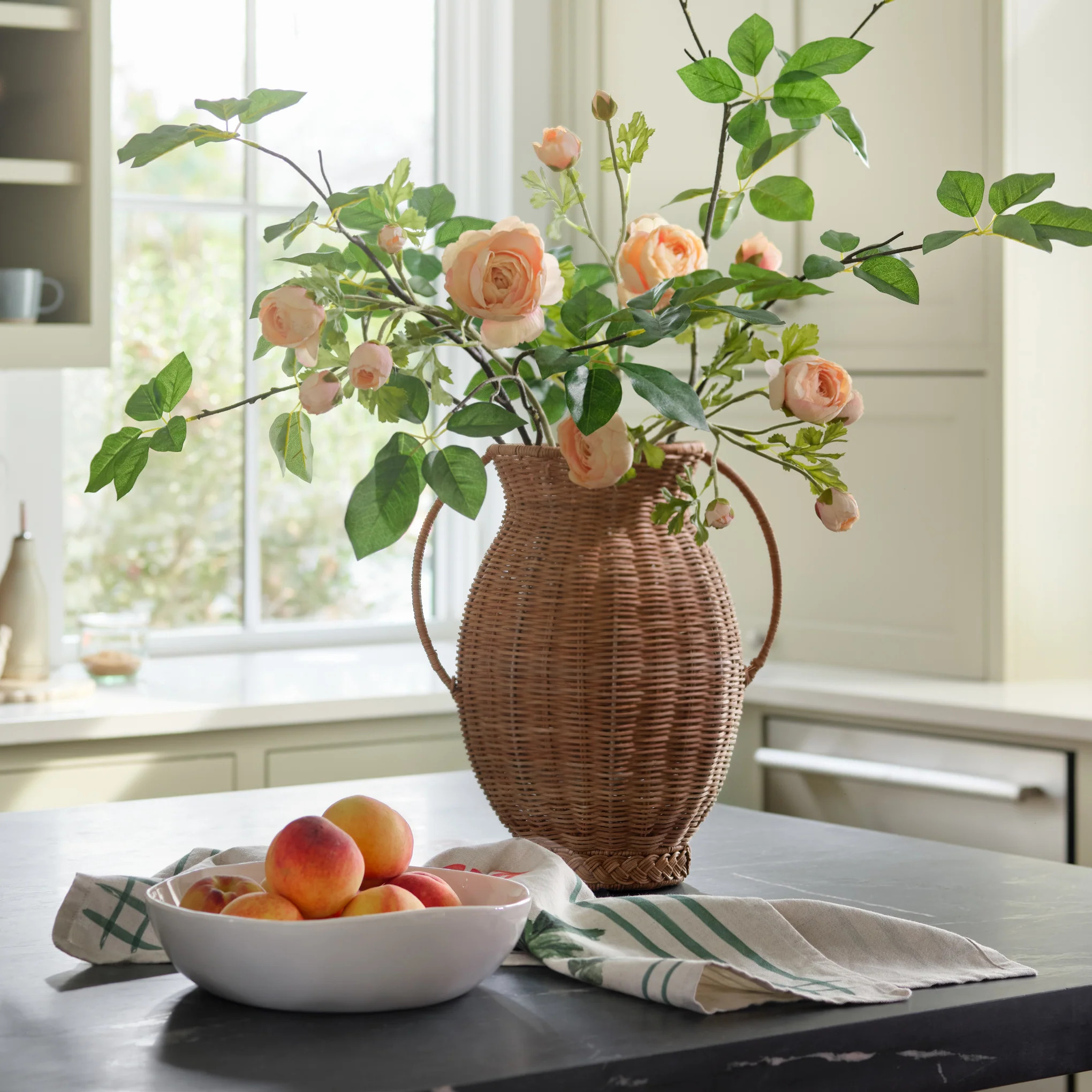 Real Touch Ranunculus Stem | Magnolia