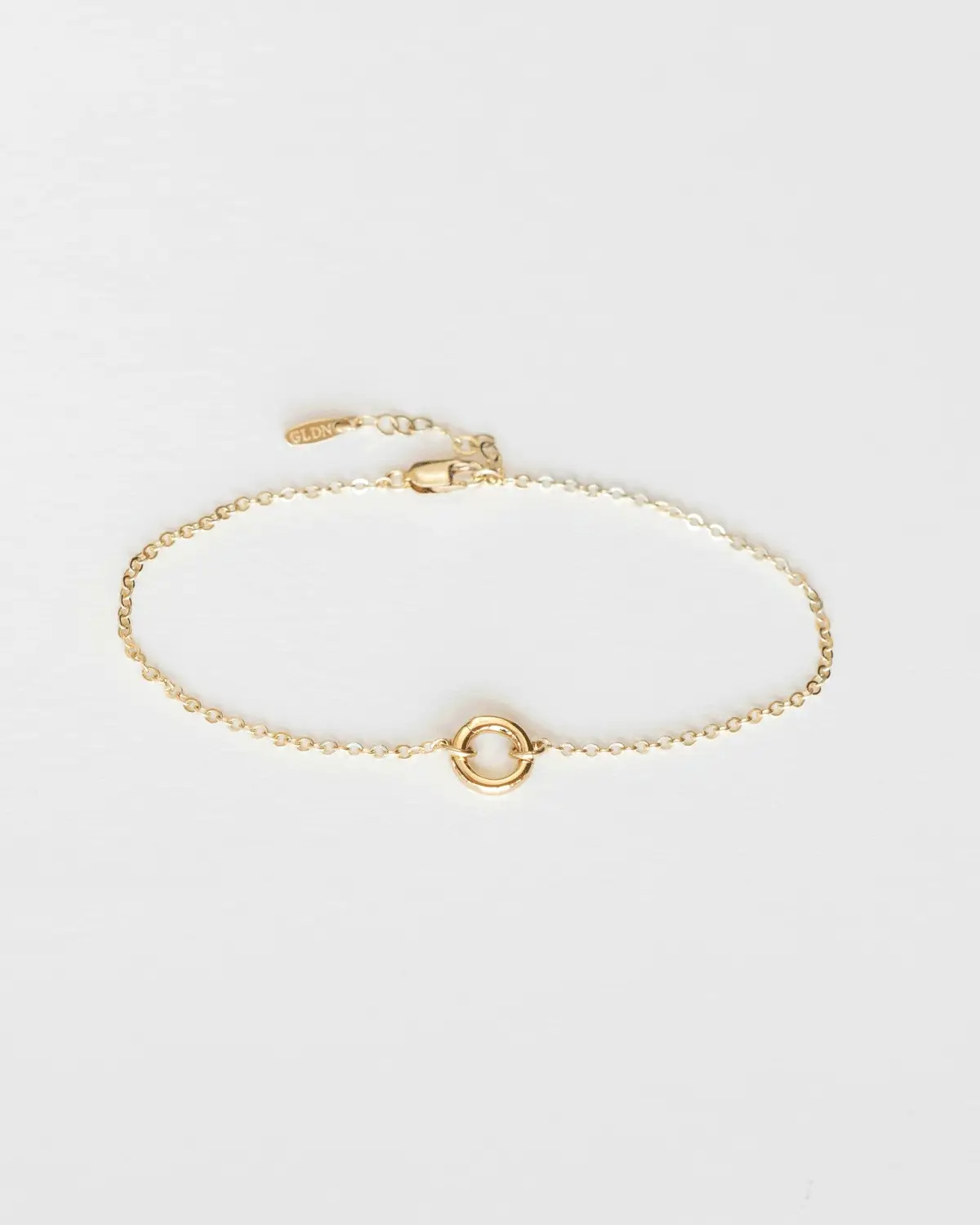 Charm Holder Dainty Bracelet | GLDN