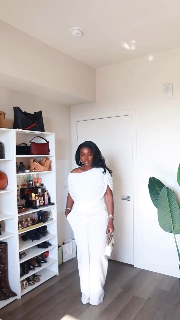 Nothing is more important than this. ❤️ 

Hair up vs hair down? 

Comment link for outfit

#datenightlook #datenightoutfit