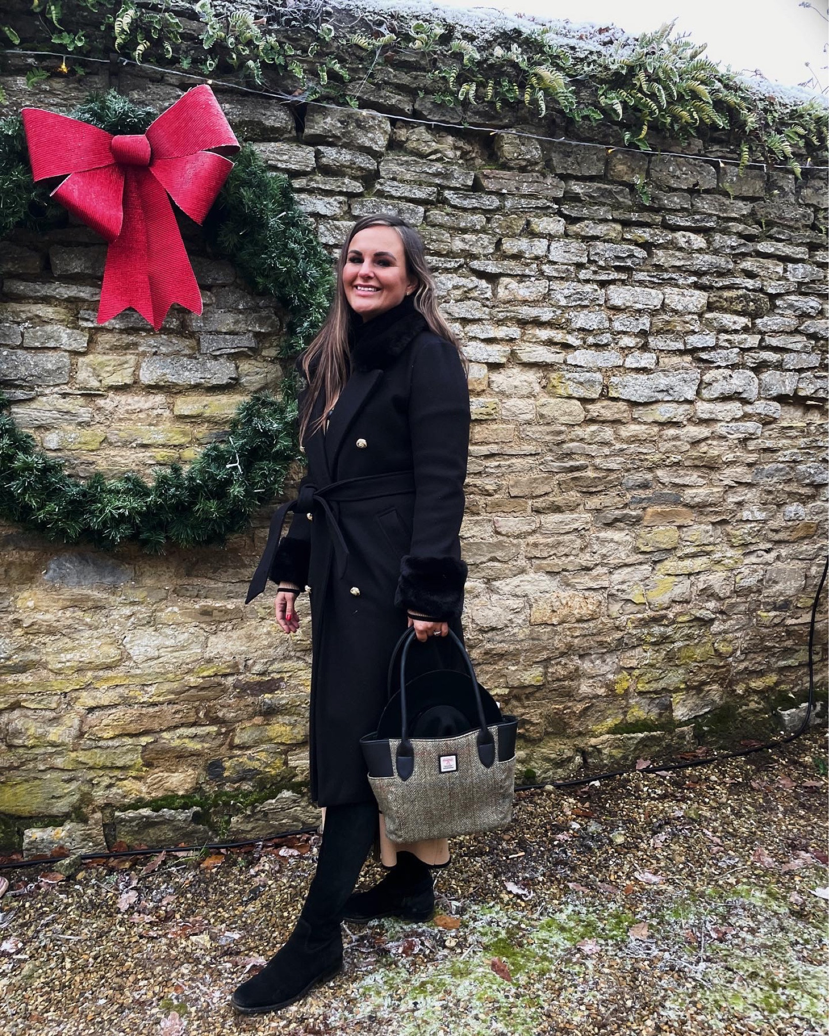 Warmer Winter Wears

Trusty wool coats and boots are a must have 🖤

#LTKunder50 #LTKcurves #LTKunder100