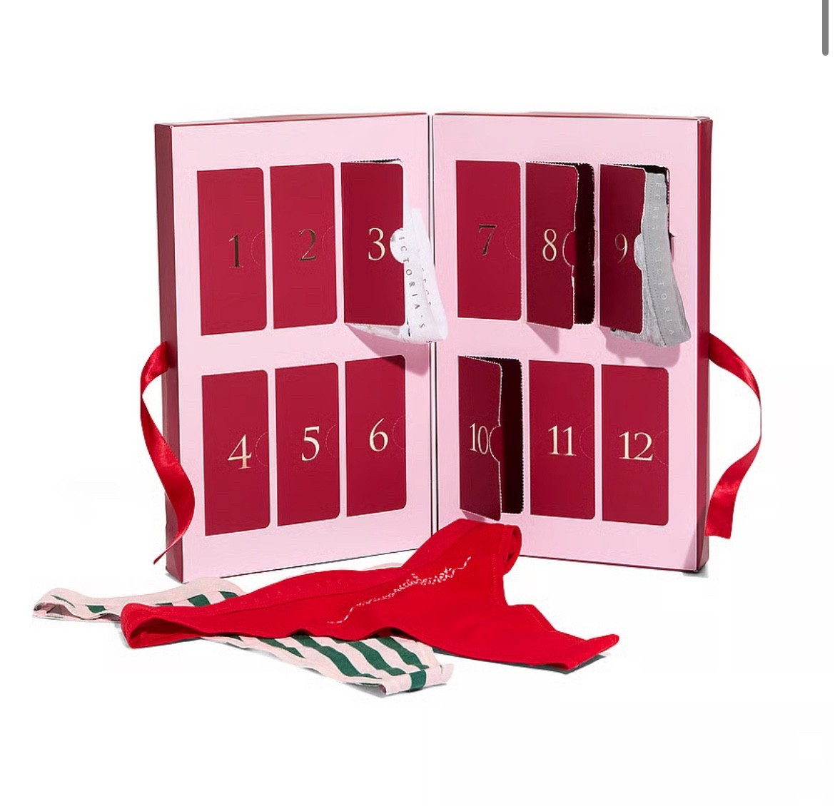 This VS panty Advent Calendar is TOO cute 😍🎀 12 surprises + on major sale! Linked on my LTK before it sells out!
#vspink #victoriassecret #pantyhaul #holidaymusthave #ltksalealert #ltkholiday #giftguide2025 #holidaydeals #christmassale
