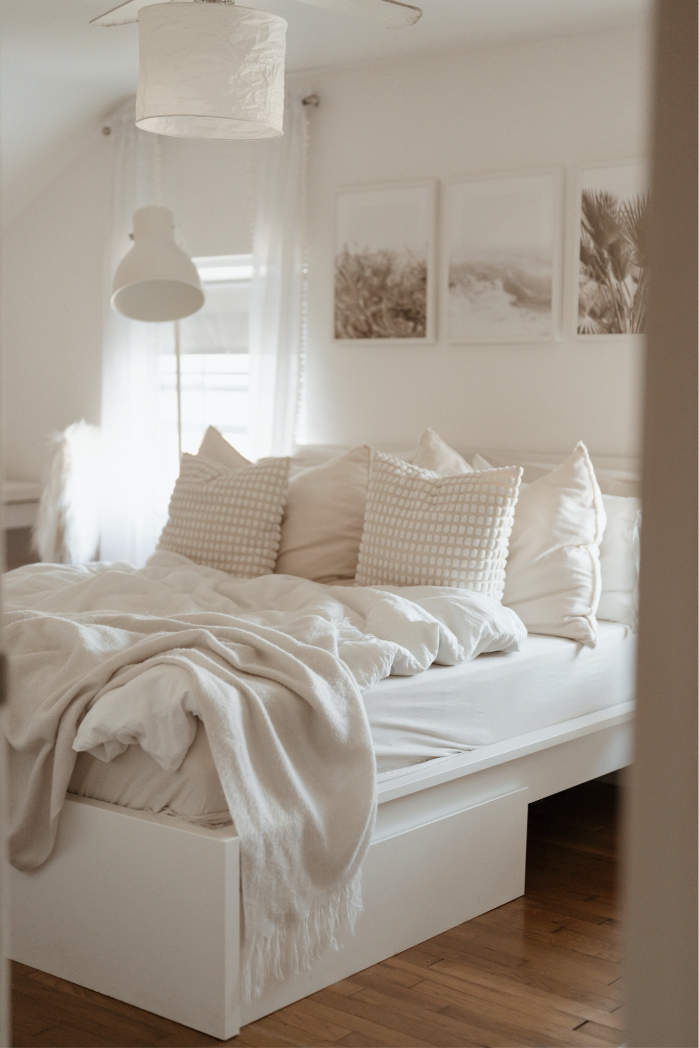 neutral bedroom styling 
-
neutral bedroom, neutral bedroom styling, bedding, home styling, bedroom, pillows, throw pillows, art prints, wall prints, interior, home decor, bedroom decor, duvet cover, white duvet cover, duvet insert, comforter

#LTKFindsUnder100 #LTKHome