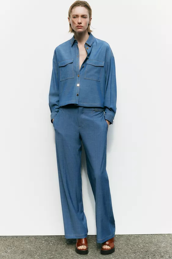 High-waisted pants with a thin self-fabric belt. Front pockets and back welt pockets. Wide leg. F... | Zara US
