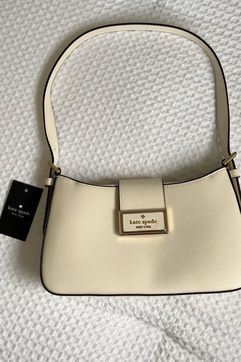 new bag 🤍

#LTKitbag