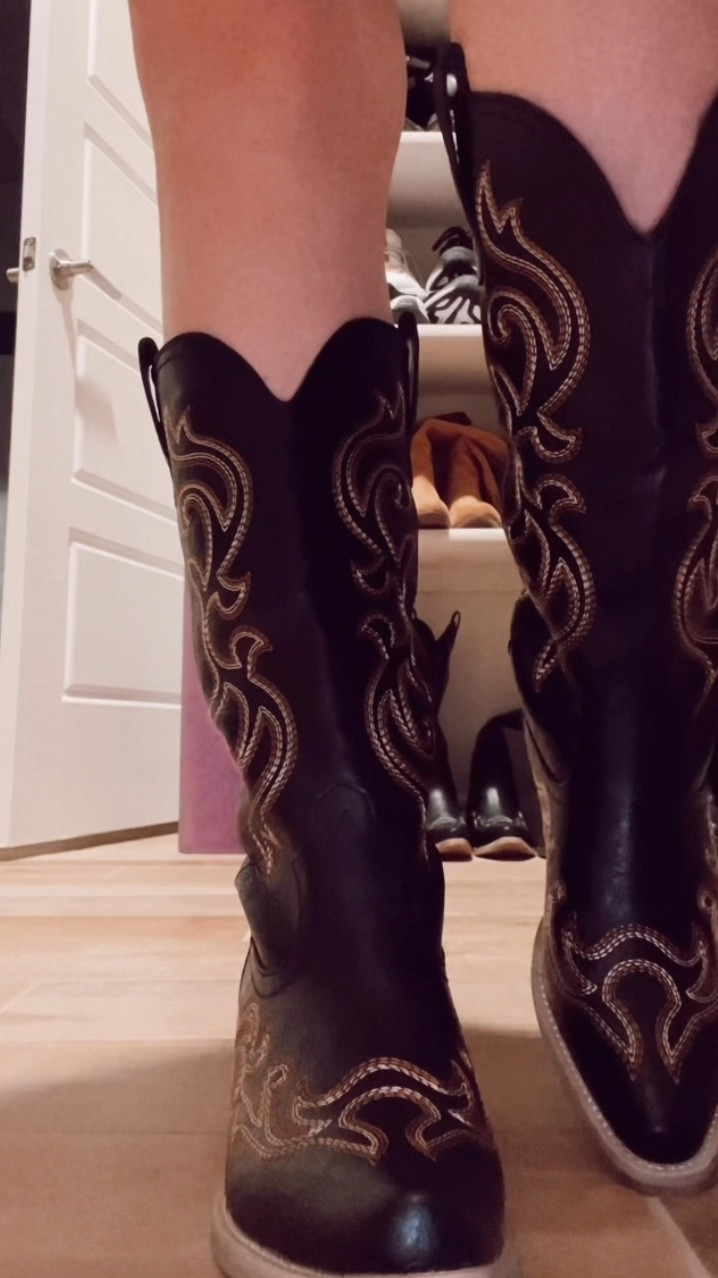 Black cowboy boots for women with brown flames/swirls