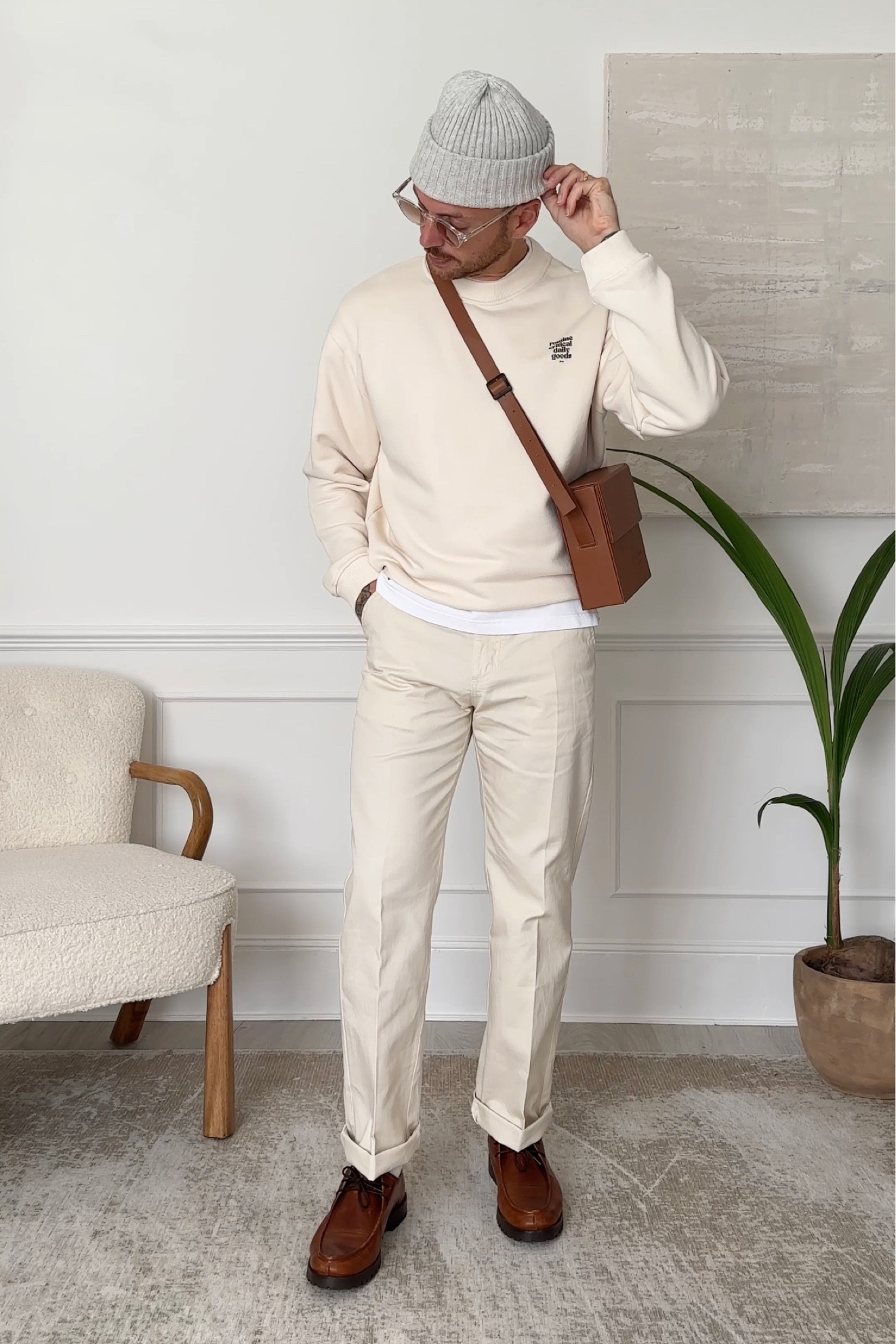 Mens fashion, men’s daily outfit inspiration, style inspo, outfit ideas, stylist picks, styled by a stylist, get ready with me, ootd, capsule collection, wardrobe must haves. Neutral outfit inspo 


#LTKeurope #LTKmens #LTKSeasonal