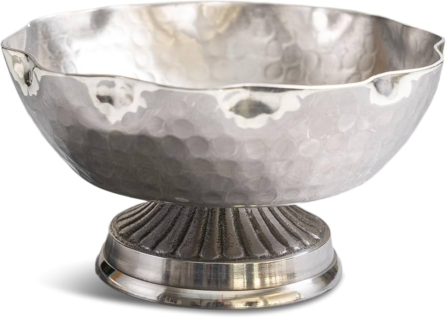 India Handicrafts 20511 Brushed Silver Tone Hammered Curved 8 inch Aluminum Decorative Serving Bo... | Amazon (US)