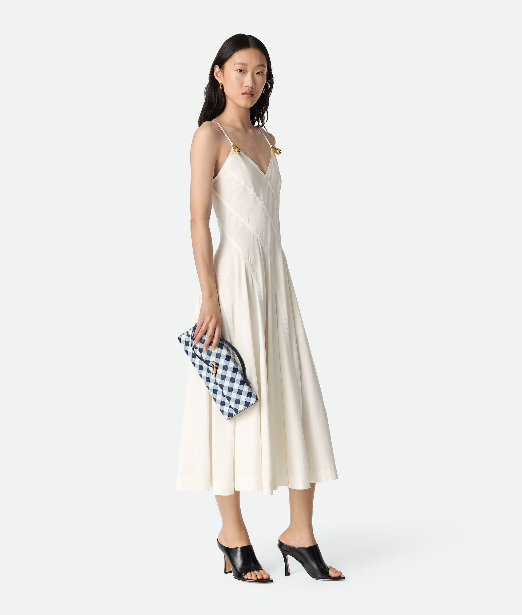 Andiamo Clutch für Damen in Abyss/ice/white | Bottega Veneta DE | Bottega Veneta