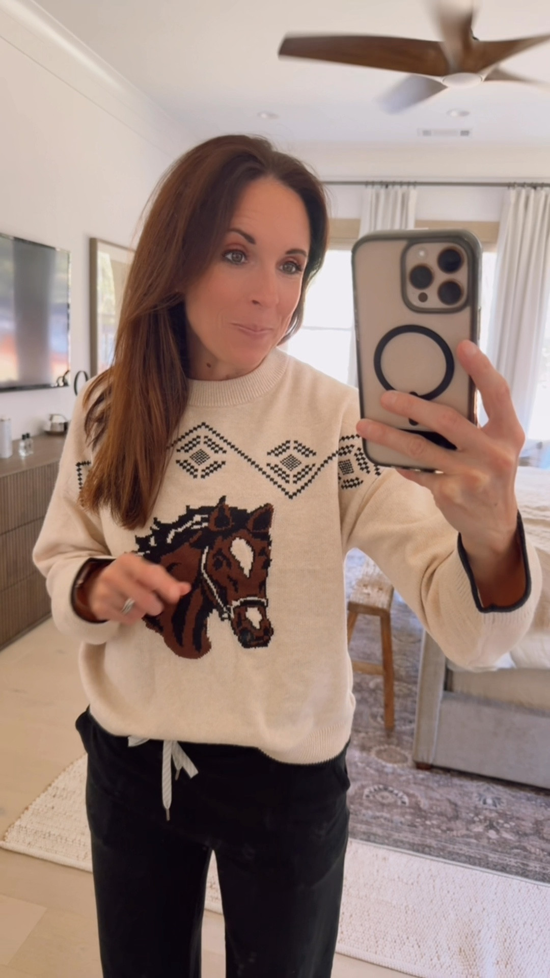 Cutest equestrian horse sweater - perfect for the Fall with jeans or leggings 🍂🐴 It’s on sale right now for 30% off 👏🏻

#LTKSaleAlert #LTKFindsUnder50 #LTKFallSale