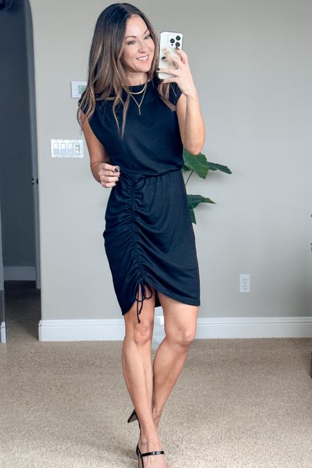 Save 10% on this cute cinch dress from Gibsonlook. It’s super comfy and you can dress it up or down. Perfect year round. Xxs

LBD • black dress | travel dress

#LTKsalealert #LTKstyletip