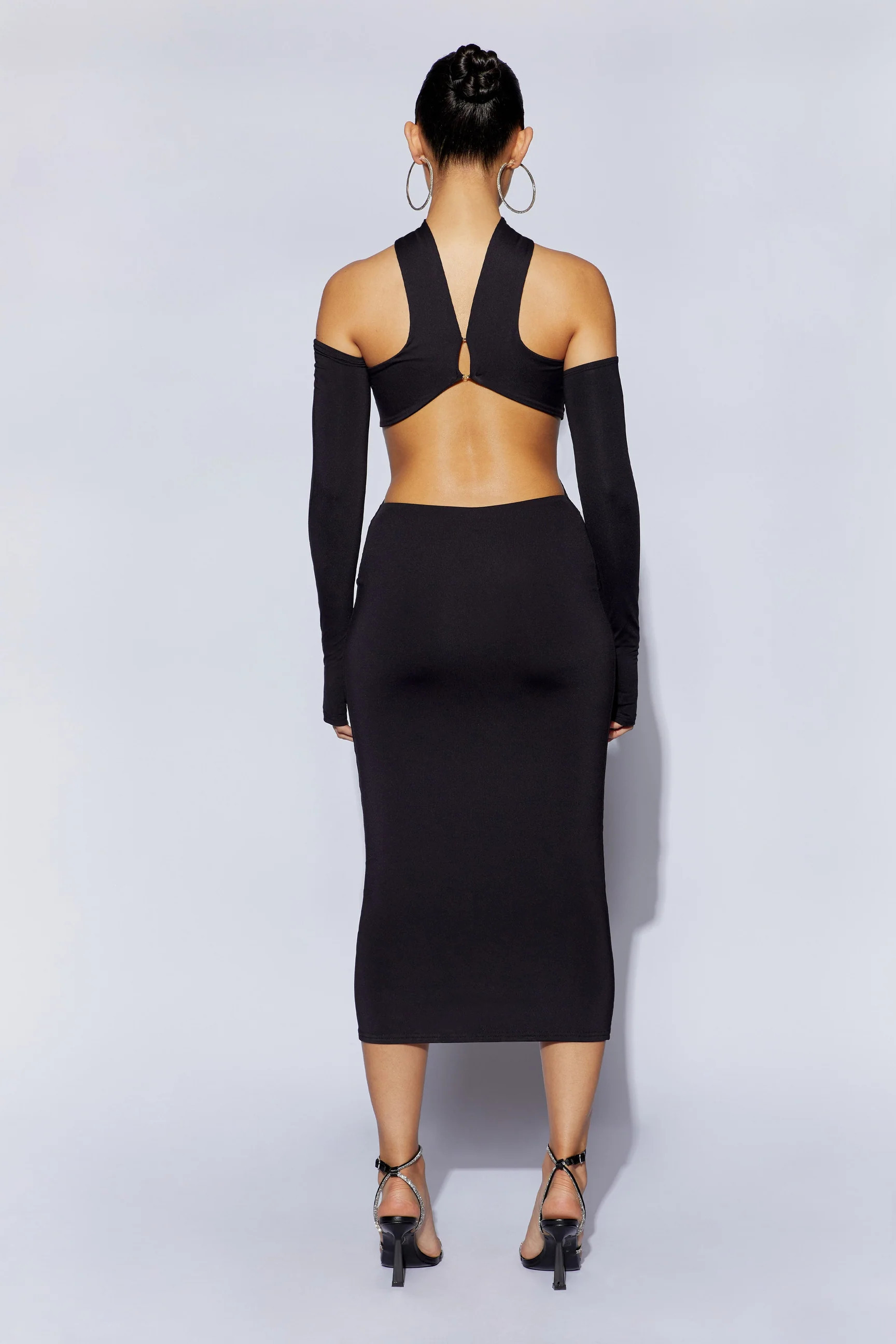 Demie Neckband Midi Dress With Fingerless Gloves - Black | MESHKI US