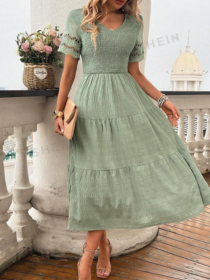 SHEIN VCAY Women's Flattering Short Puff Sleeve Dress With Ruffled Hem | SHEIN