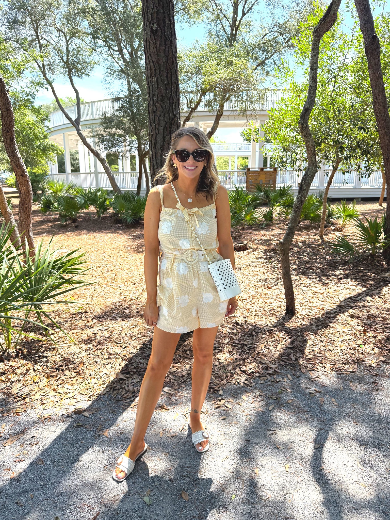 Cute floral print romper 

#LTKStyleTip #LTKTravel