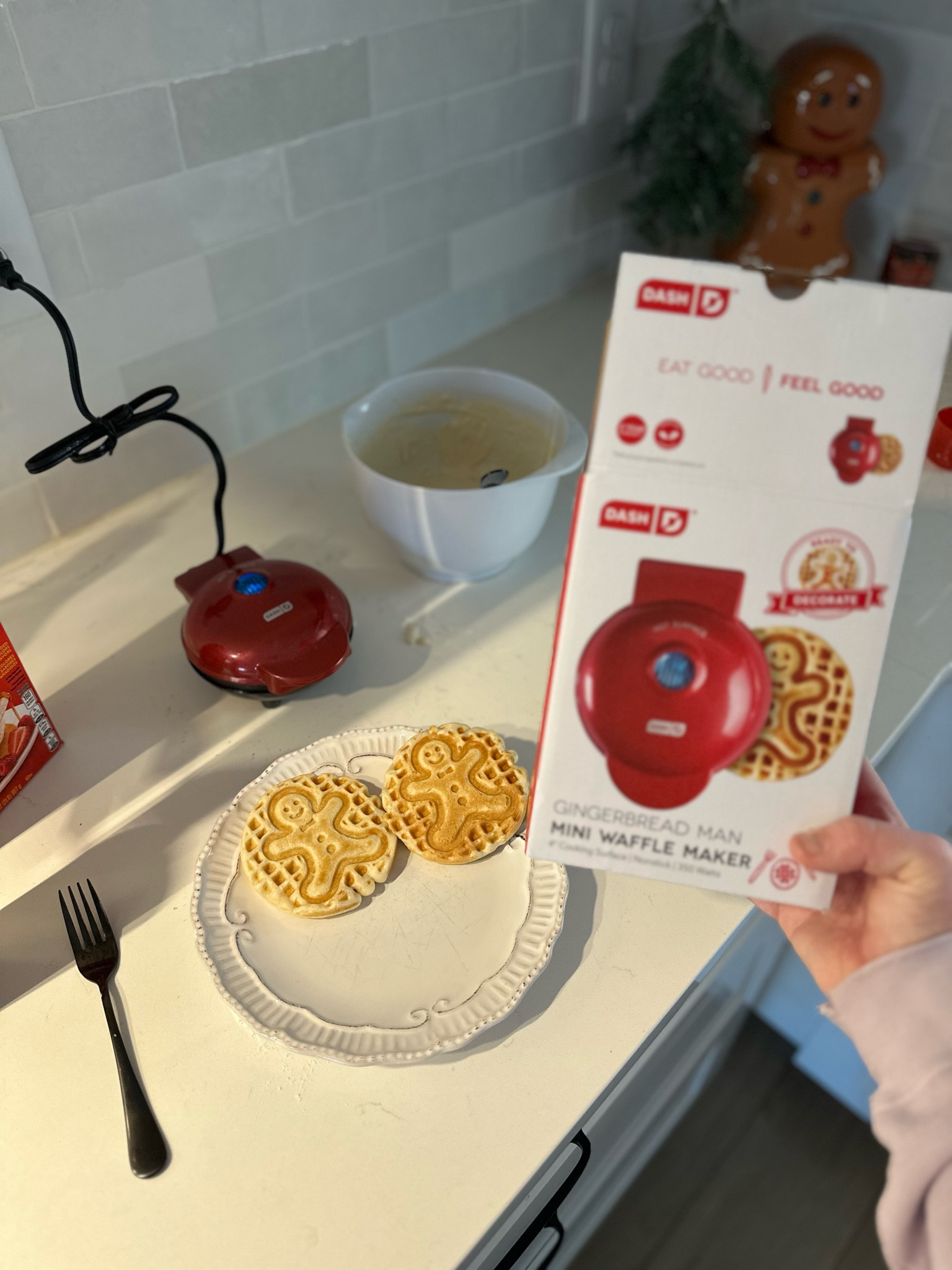 Festive waffle maker only $9.99! 
Target find / Christmas / festive / under $10 