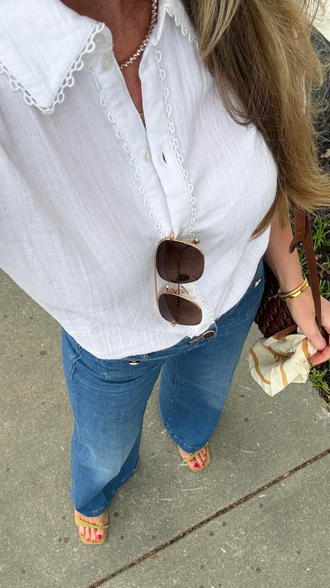 White button up + denim look. 
Top: runs TTS, wearing size small.
Denim: runs TTS 

#LTKdayinmylife #LTKSeasonal #LTKootd