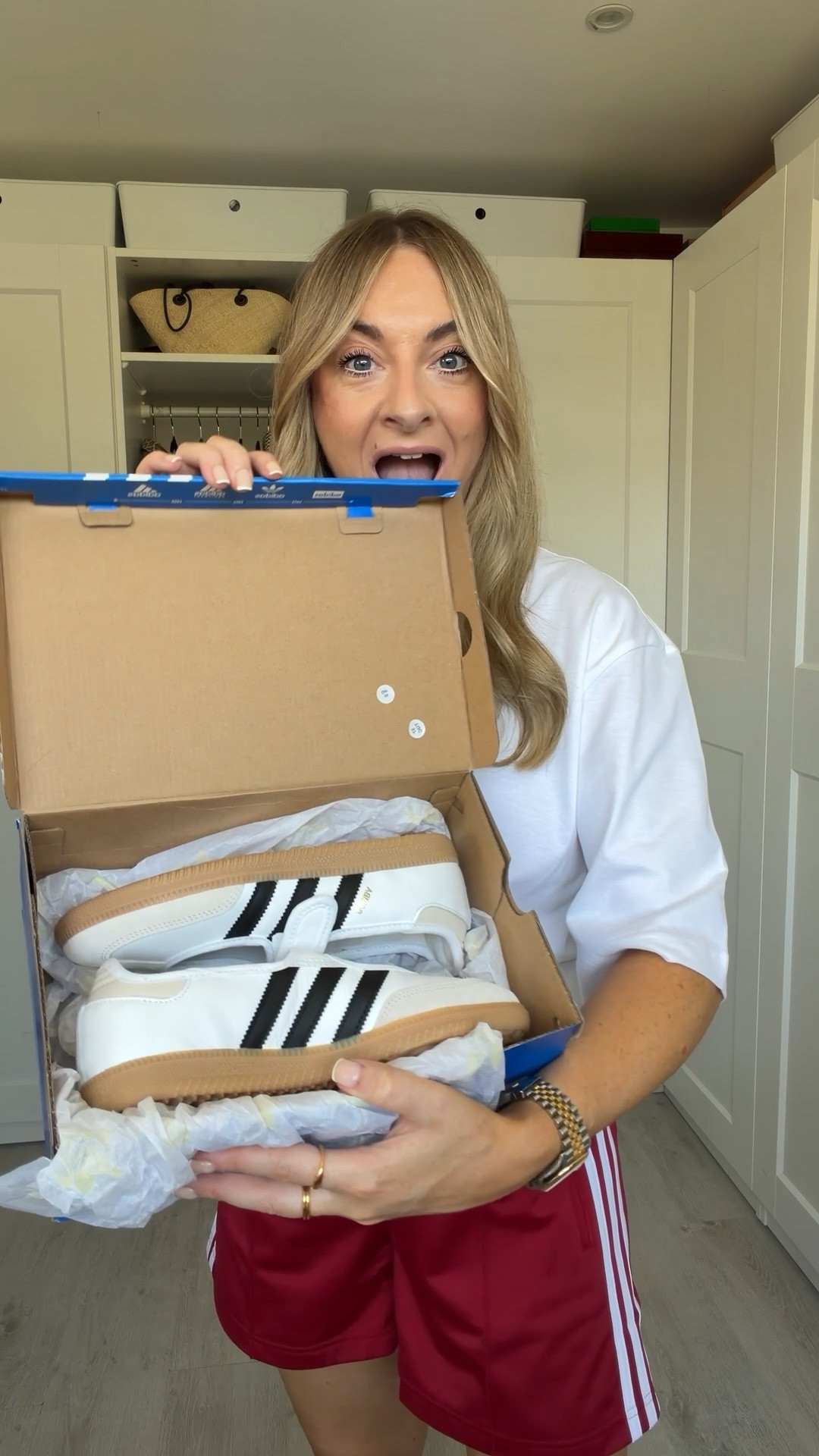 New in pieces from @adidas 
I wear XS in the t-shirt & small in the shorts. I took half a size up in the samba Jane 

ad

#LTKsummer #LTKshoes #LTKstyletip