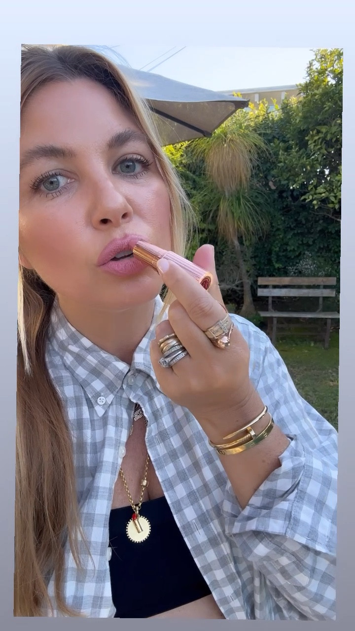 Pink lipstick, beauty buys, mascara, highlighter, brow wax, brow gel

Picked this shade (Liv It Up) up for the second time (bought a tube years ago) along with a refill of one of my favorite highlighters (in 4.5) and also trying a new mascara (very lengthening, no smudging) and brow wax (clear, no flakes, soft hold). 👓💋

#LTKunder50 #LTKFind #LTKbeauty