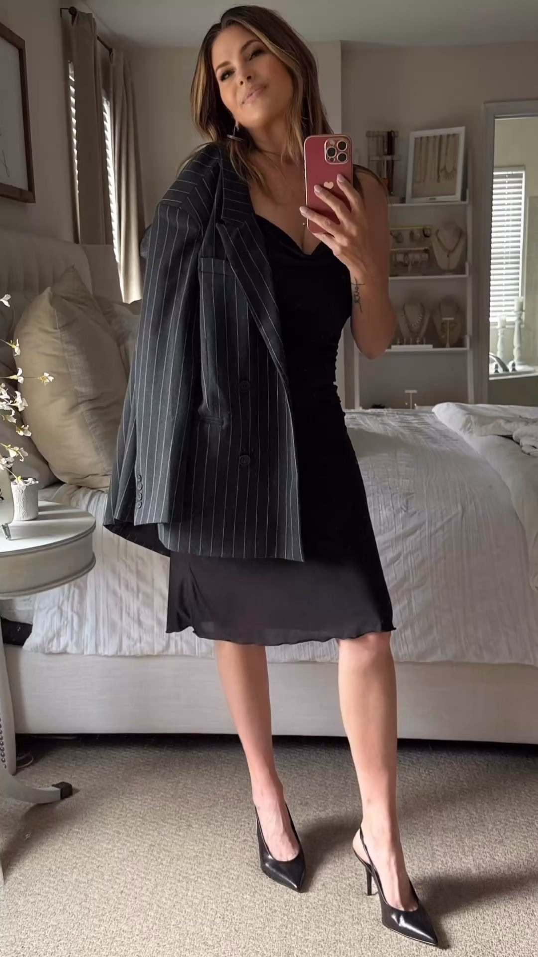 When in doubt what to wear grab a slip dress. They’ll never go out of style and always look good. 

Dress - tts//blazer - tts//heels - size up 1/2 size

#LTKdayinmylife #LTKOver40