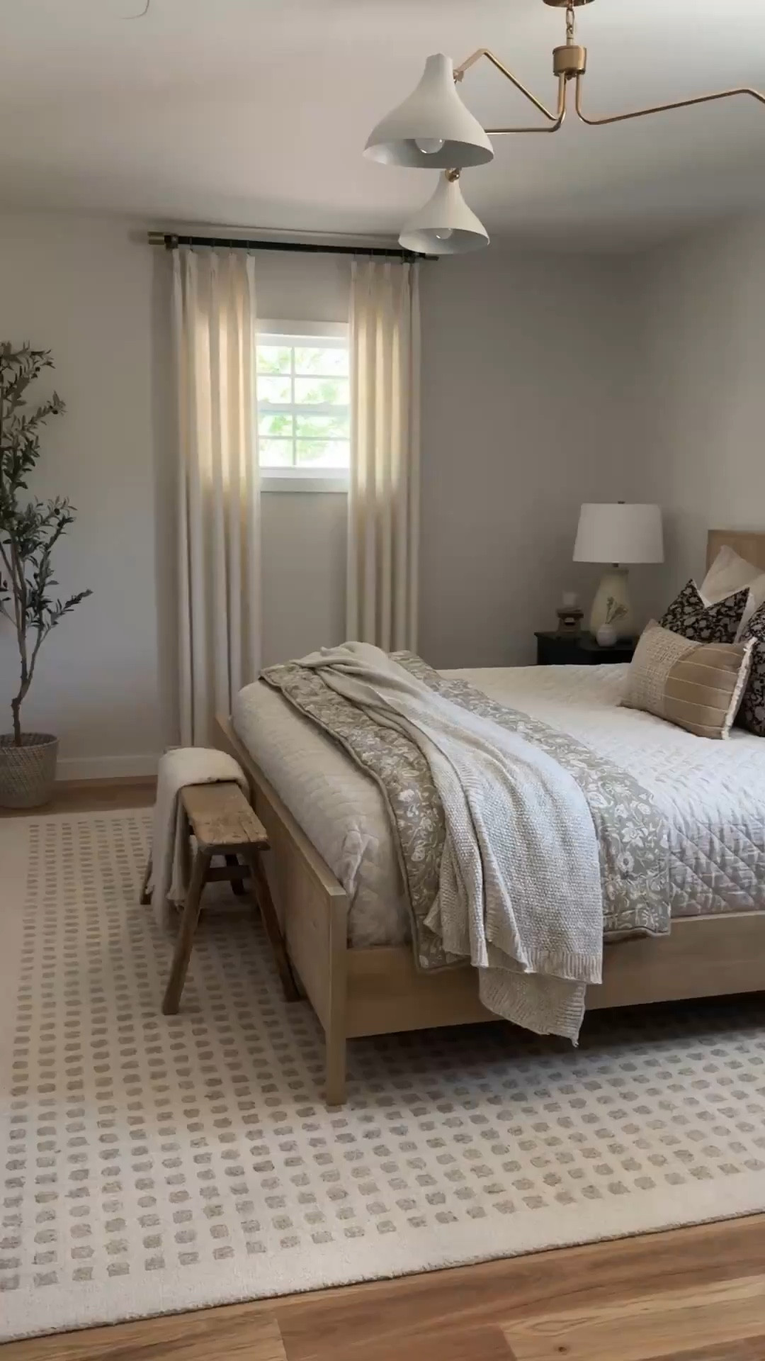 Bedroom design, cozy bedroom inspiration, bedroom decor, modern transitional bedroom #bedroom 

#LTKSaleAlert #LTKvlog #LTKHome