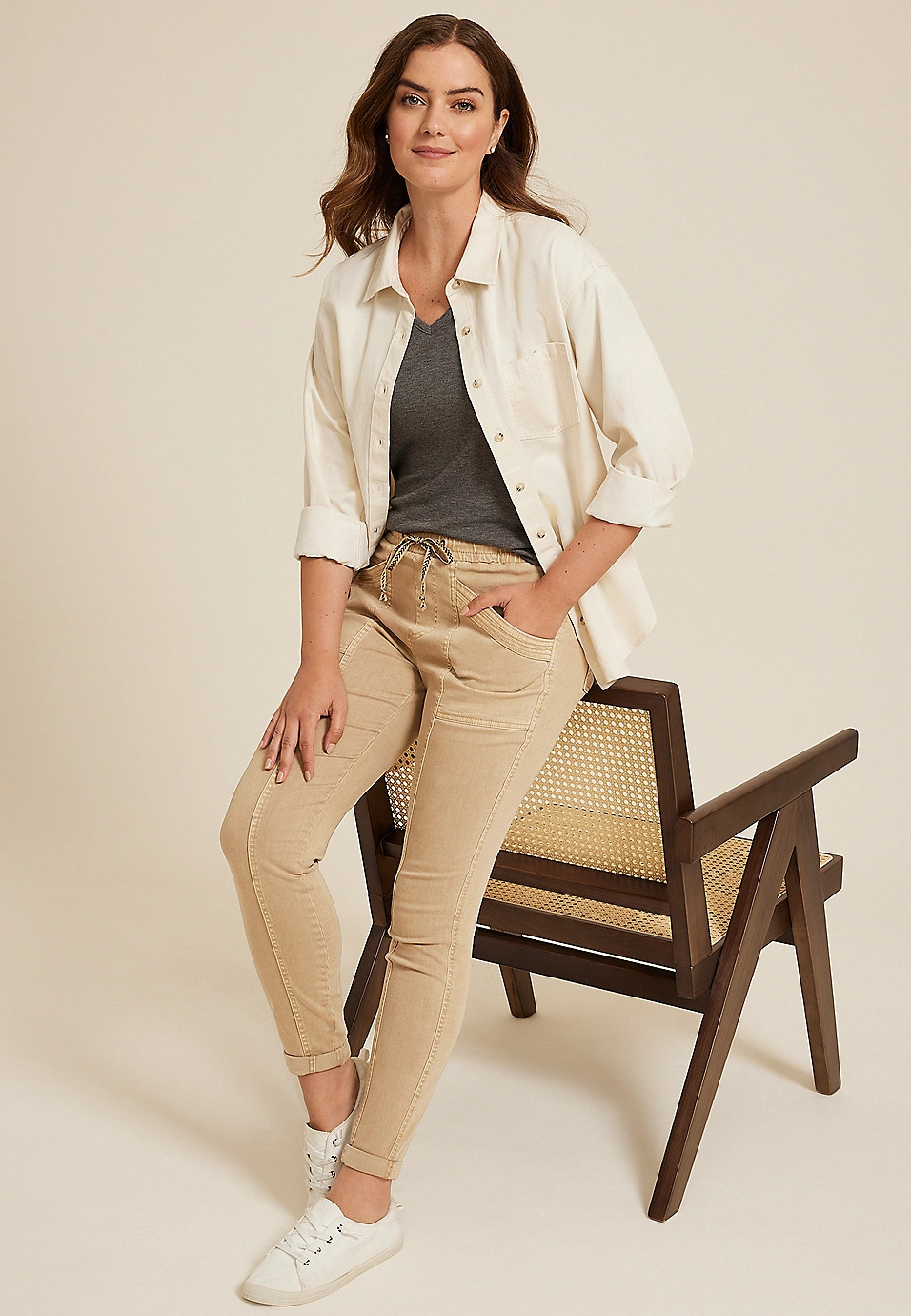 Weekender Drawstring Tapered Pant | Maurices