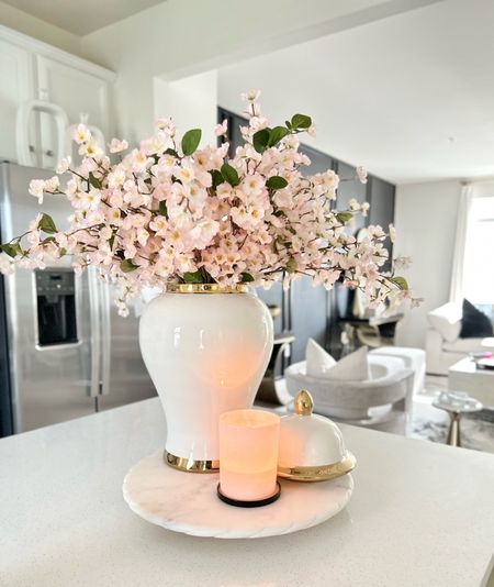 Ginger jars are perfect for floral arrangements!💕🌸

#LTKstyletip #LTKhome #LTKsalealert