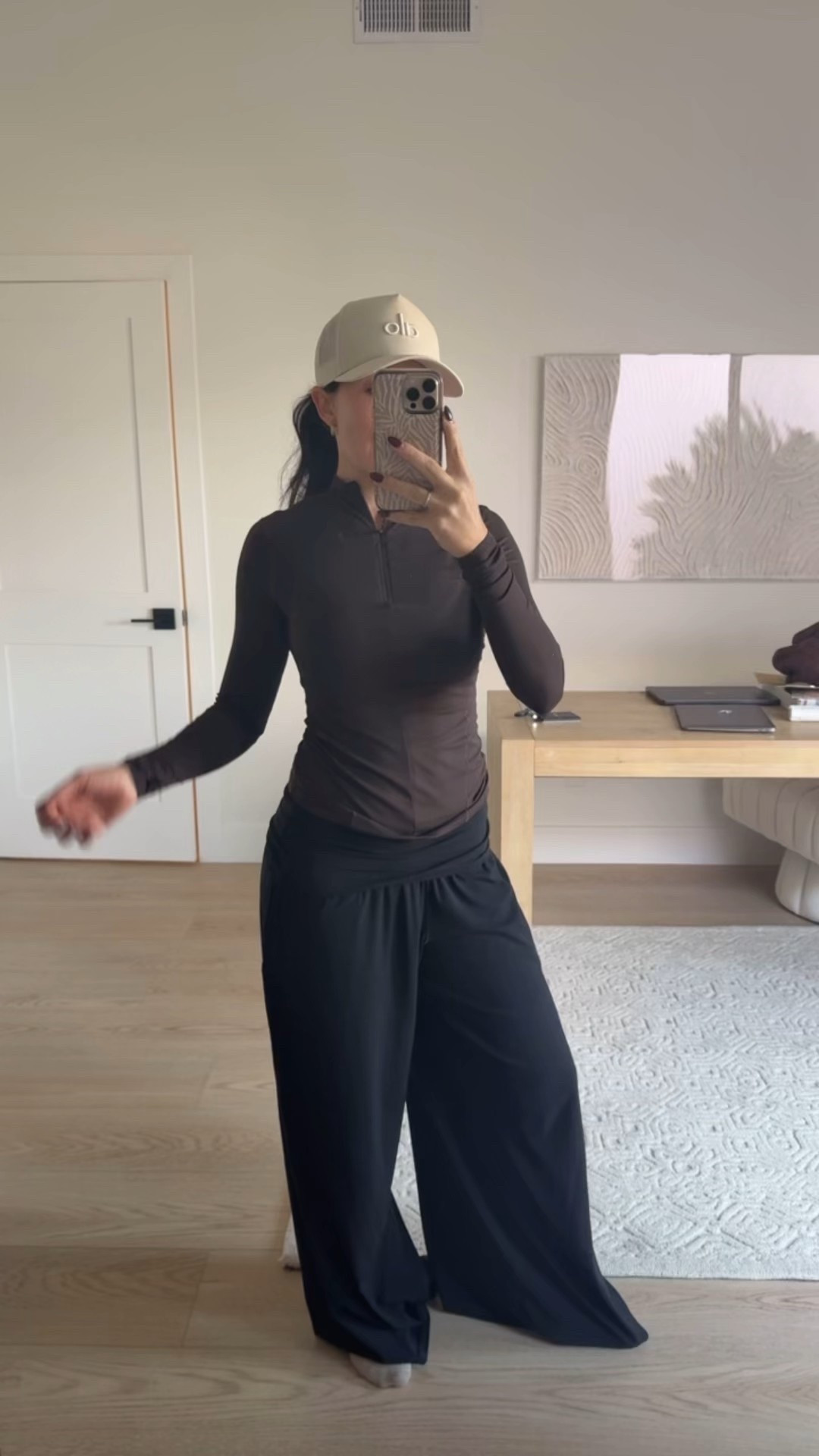 Today’s soccer Saturday mommy outfit! 
Alo hat 
Walmart active top size XS 
Aerie wide leg active pants size small 



#LTKdayinmylife #LTKActive #LTKmorningroutine