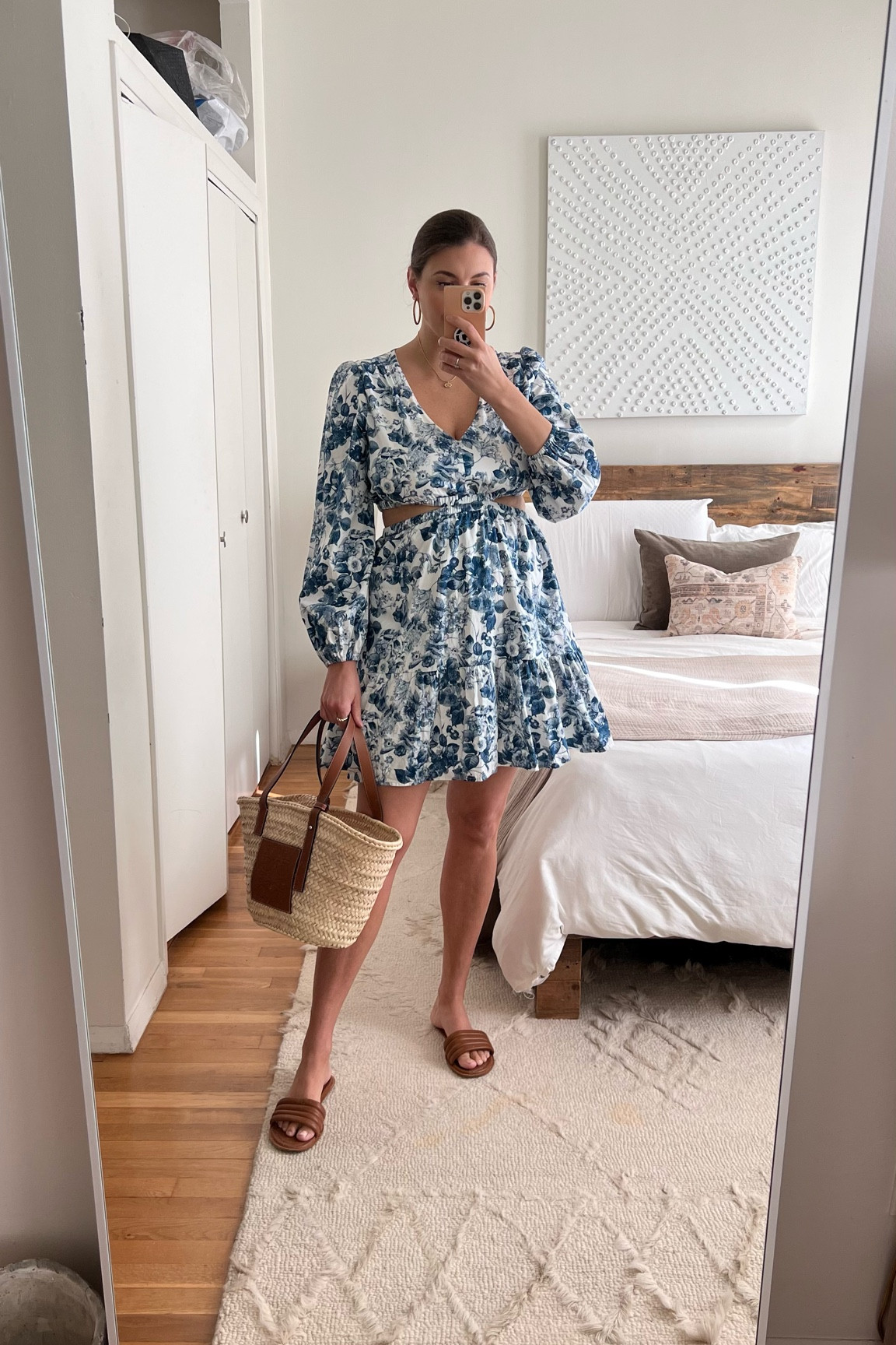 Amazon long sleeve cut out vacation dress

#vacationoutfit #vacationdress #longsleevedress #amazondress #resort #resortwear 

#LTKstyletip #LTKunder100 #LTKtravel