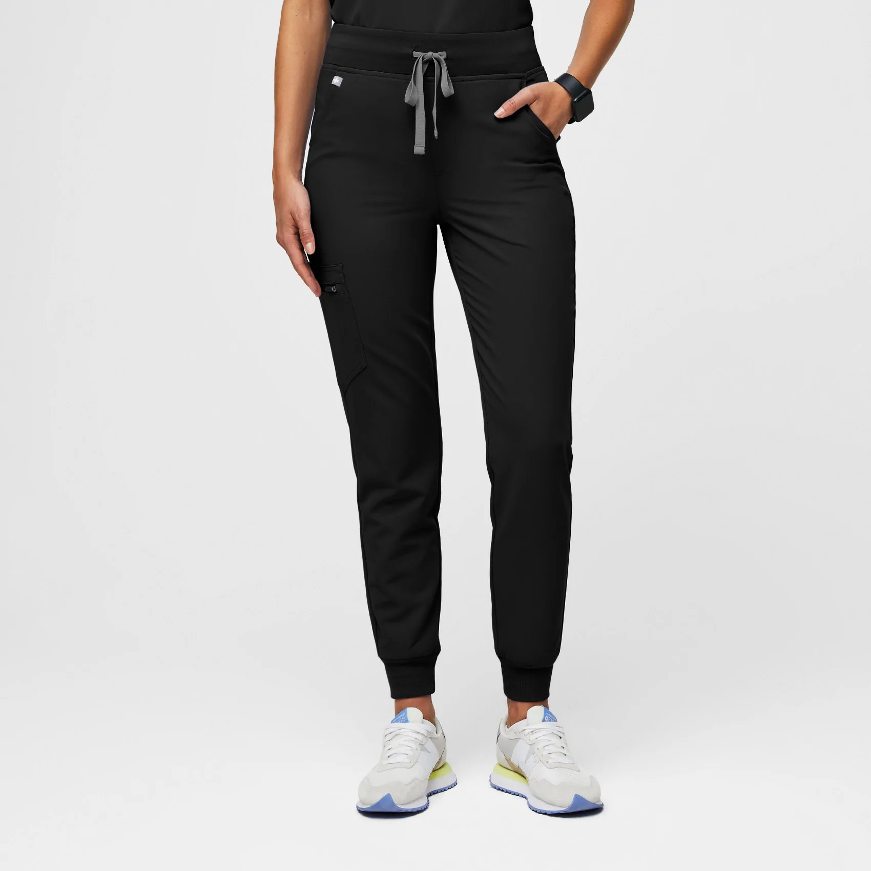 Women’s High Waisted Zamora™ Jogger Scrub Pants - Black · FIGS | FIGS