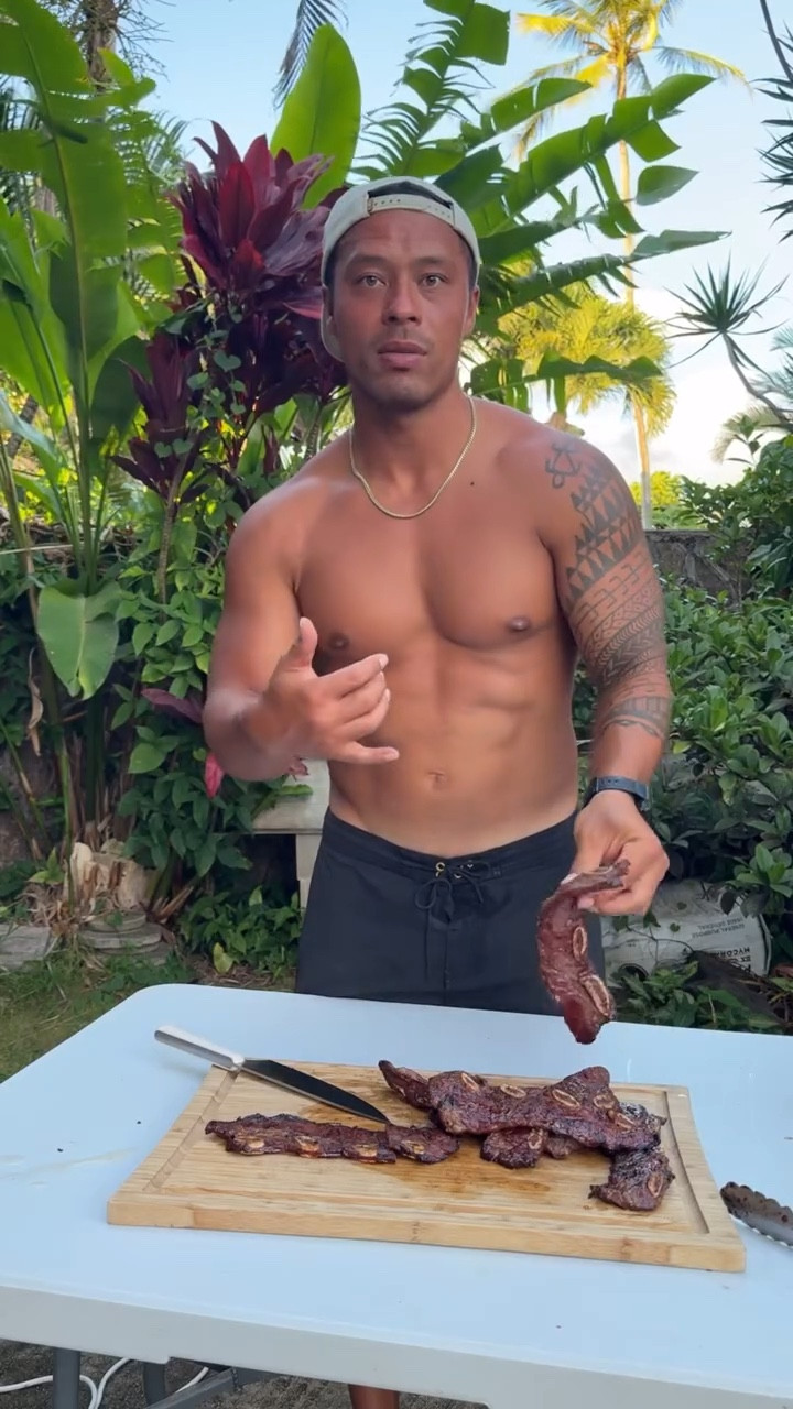 Recipe below! 👇🏾🐄🥩 Hawaiian plate lunch style short ribs for da game

- Mix 1 cup brown sugar, 1 cup @alohashoyuhi, 2-3
TBS minced garlic, 2-3 TBS grated ginger
- ﻿﻿Submerge all short ribs and cover
- ﻿﻿Marinate for minimum 3 hours but overnight is worth it
- ﻿﻿When ready to cook set traeger to 450*
- ﻿﻿When it reaches temp throw ribs on the grill
- ﻿﻿Let cook for 2-3 minutes and then flip and cook for additional 2-3 minutes or until done!
- ﻿﻿Enjoy!!!


#LTKHome #LTKMens #LTKSeasonal