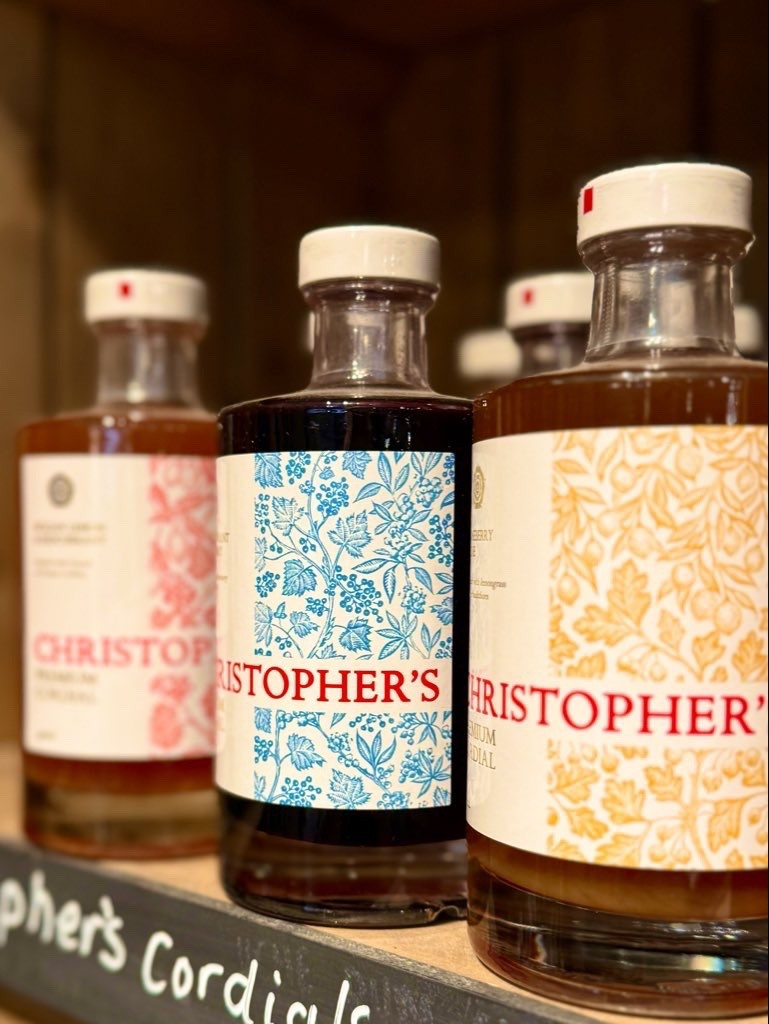 Gift idea 💡 If, like me, you don’t drink alcohol - it’s a good idea to start planning your festive drinks & these Christopher’s Cordials would also make a fab gift if you’re being hosted for the holidays as they can be the base of alcoholic and non alcohol cocktails! 

#LTKuk #LTKgiftguide #LTKeurope