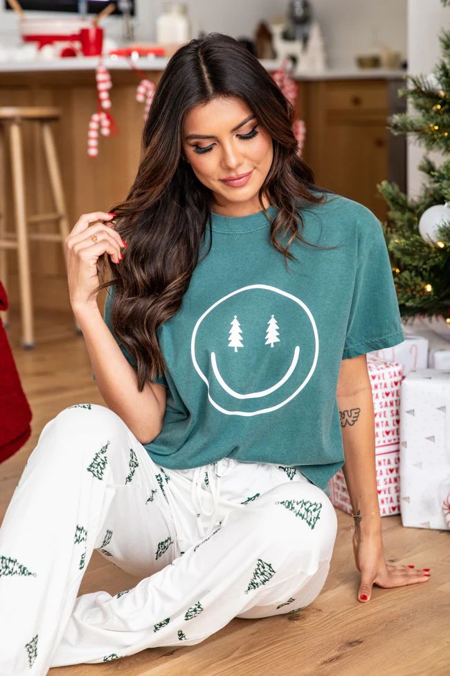 Smiley Face Christmas Tree Dark Green Graphic Tee | Pink Lily