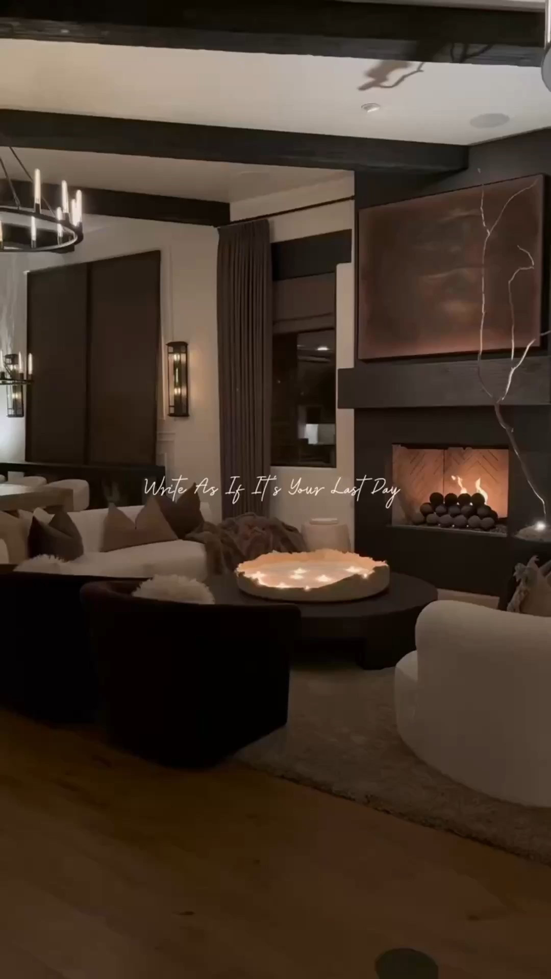 🤎 Moody Living Room Inspo 🤎

#livingroomdecor #amazonhome #interiordesign #moodyhome #neutralhomedecor
#LTKHome #LTKStyleTip #LTKFindsUnder100



#LTKStyleTip #LTKU #LTKHome