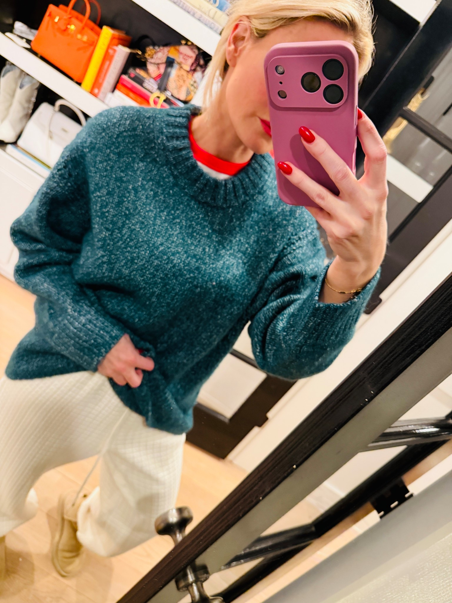 Obsessed with this cozy sweater and it’s 50% off today (size up 1 if you like an oversized look)

#LTKSaleAlert #LTKSeasonal #LTKHoliday