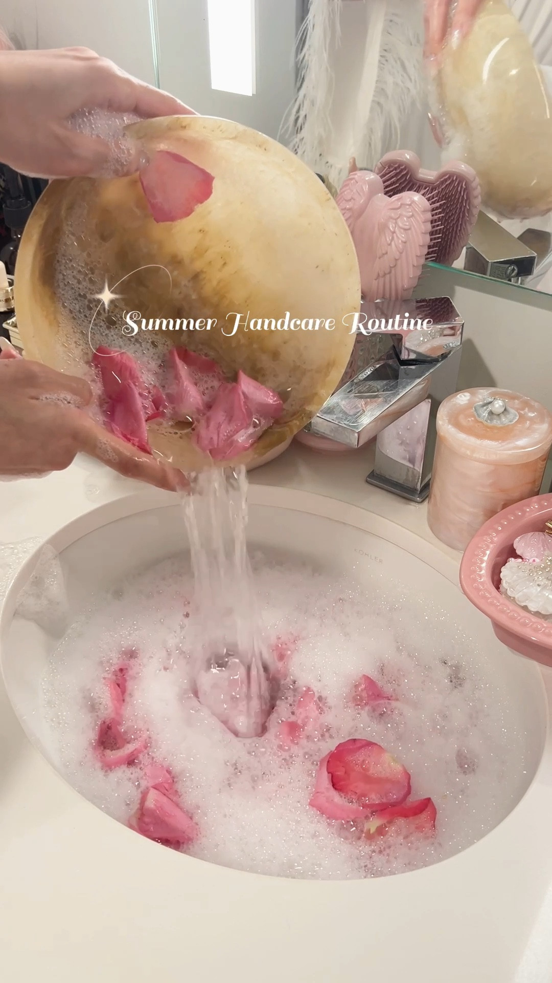 Summer handcare routinee

#LTKBeauty #LTKVideo