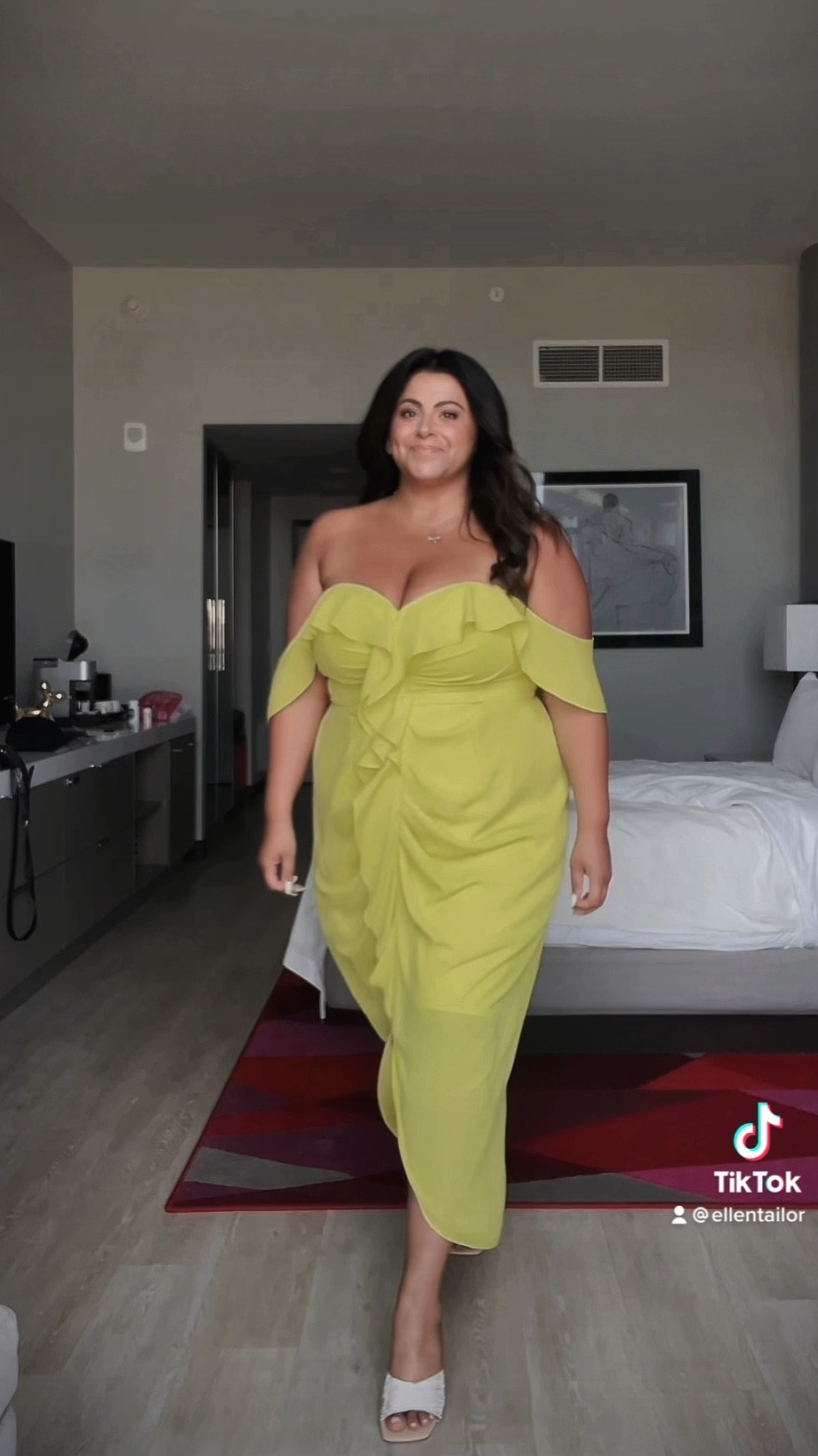 Dress comes in SO many colors and has removable straps. 10/10 for us midsize and plus size girlies  

#LTKwedding #LTKcurves #LTKsalealert