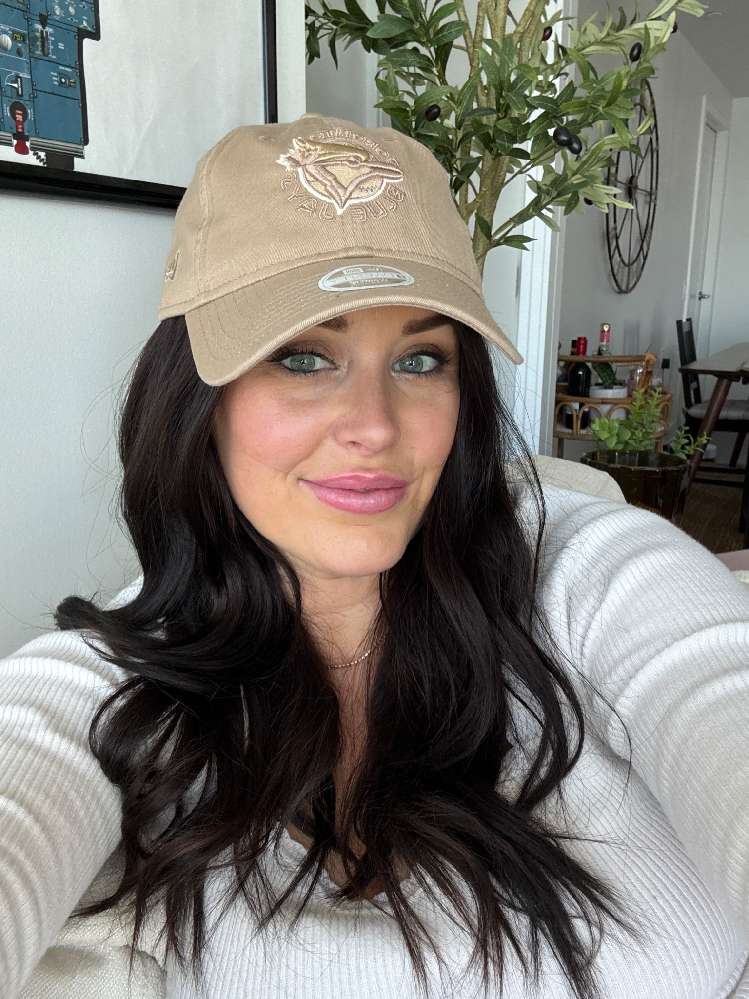 neutral Toronto blue jays hat from Aritzia! 


Baseball season, baseball hat, sports game outfit, baseball game outfit

#LTKcanada #LTKdatenight #LTKsummer