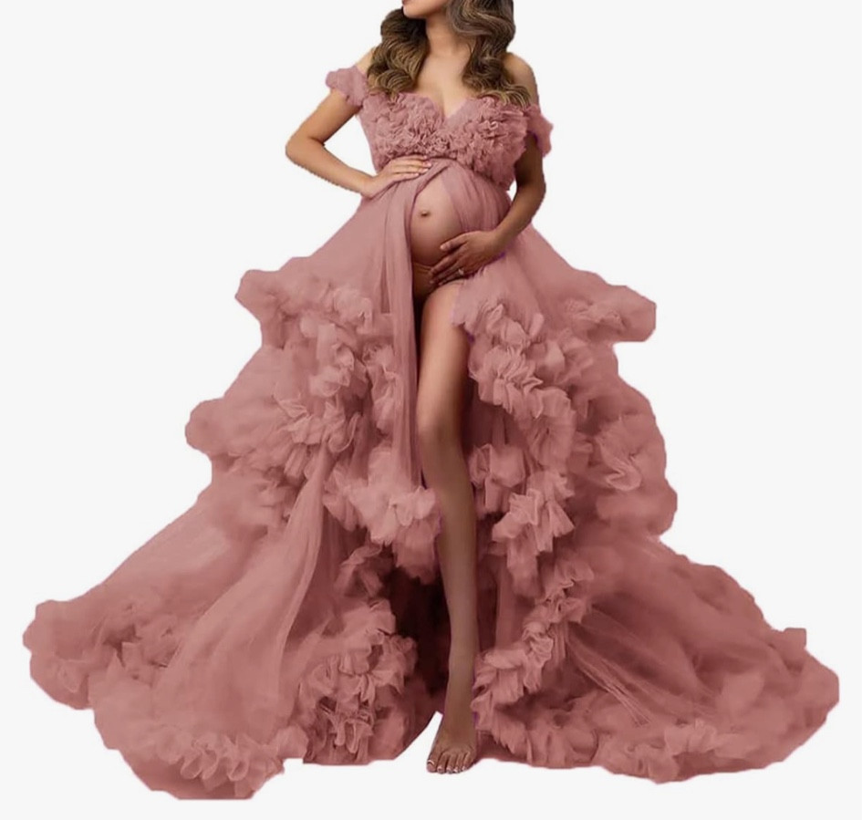 Here’s another beautiful maternity dress option for pictures. For all my expecting momma’s out there, it comes in 12 diff colors! Super dreamy dress to show off your beautiful bump. 

#LTKbump #LTKmidsize #LTKstyletip