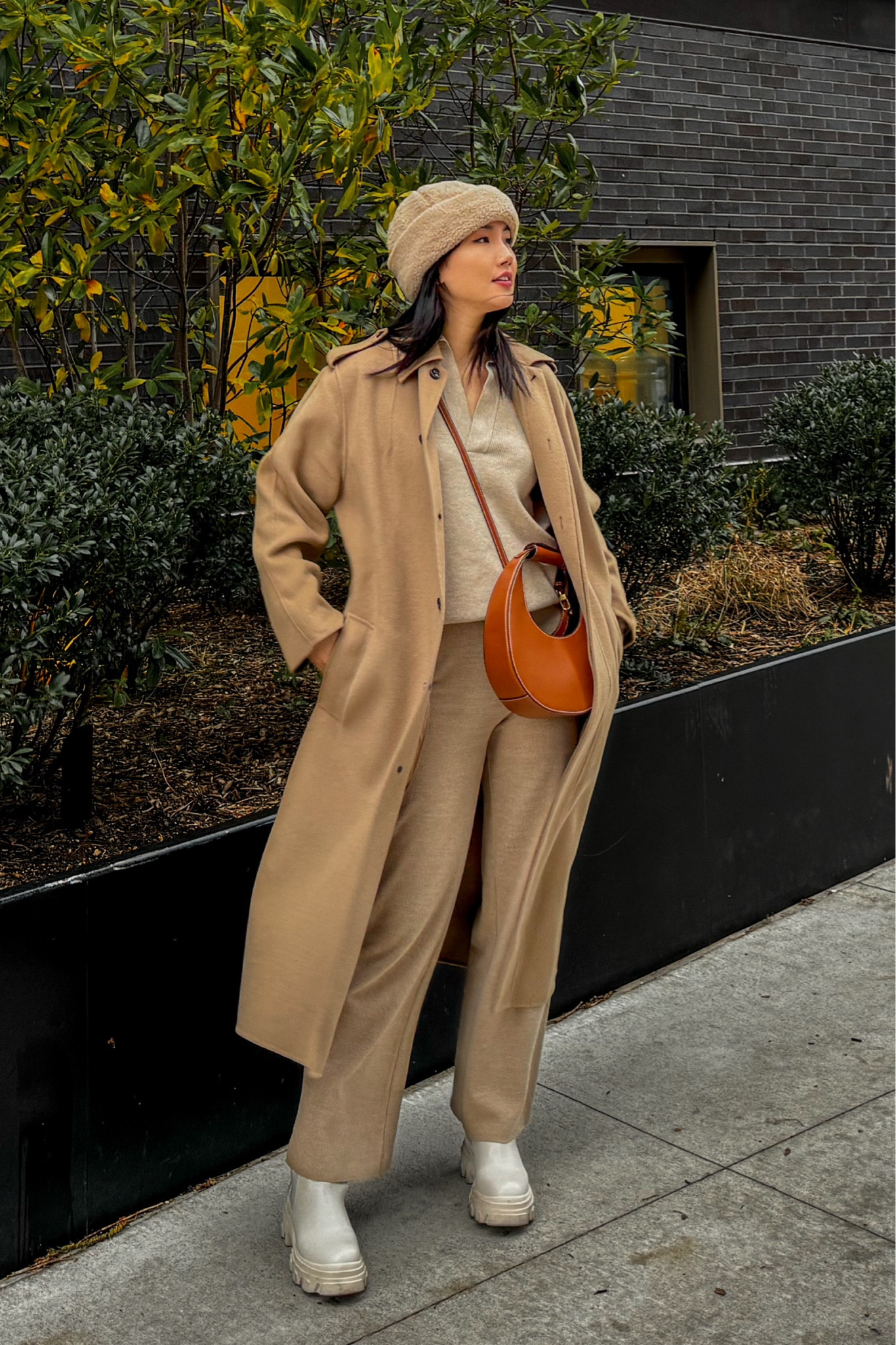 Monochromatic Winter Outfit

#LTKworkwear #LTKstyletip #LTKHoliday