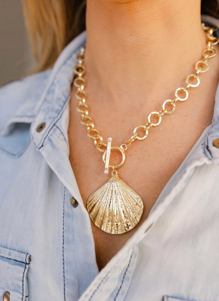 Good As Gold Shell | Erin McDermott Jewelry