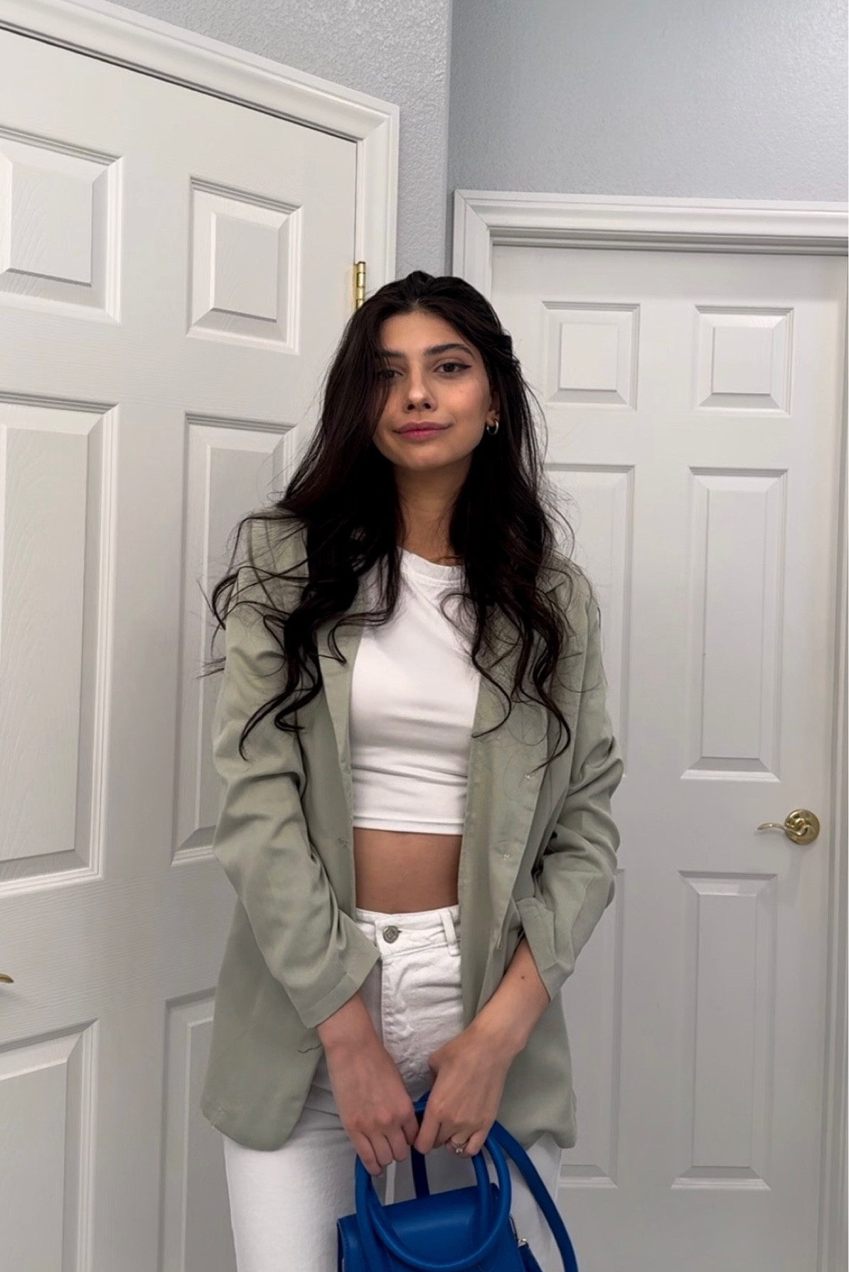 My look for today . What do you think ? It’s my first post dont forget like it 🥰

#LTKstyletip #LTKworkwear #LTKbeauty